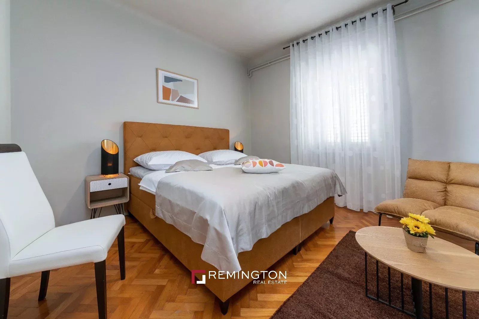2 Bedroom Apartment/Flat's Image 4