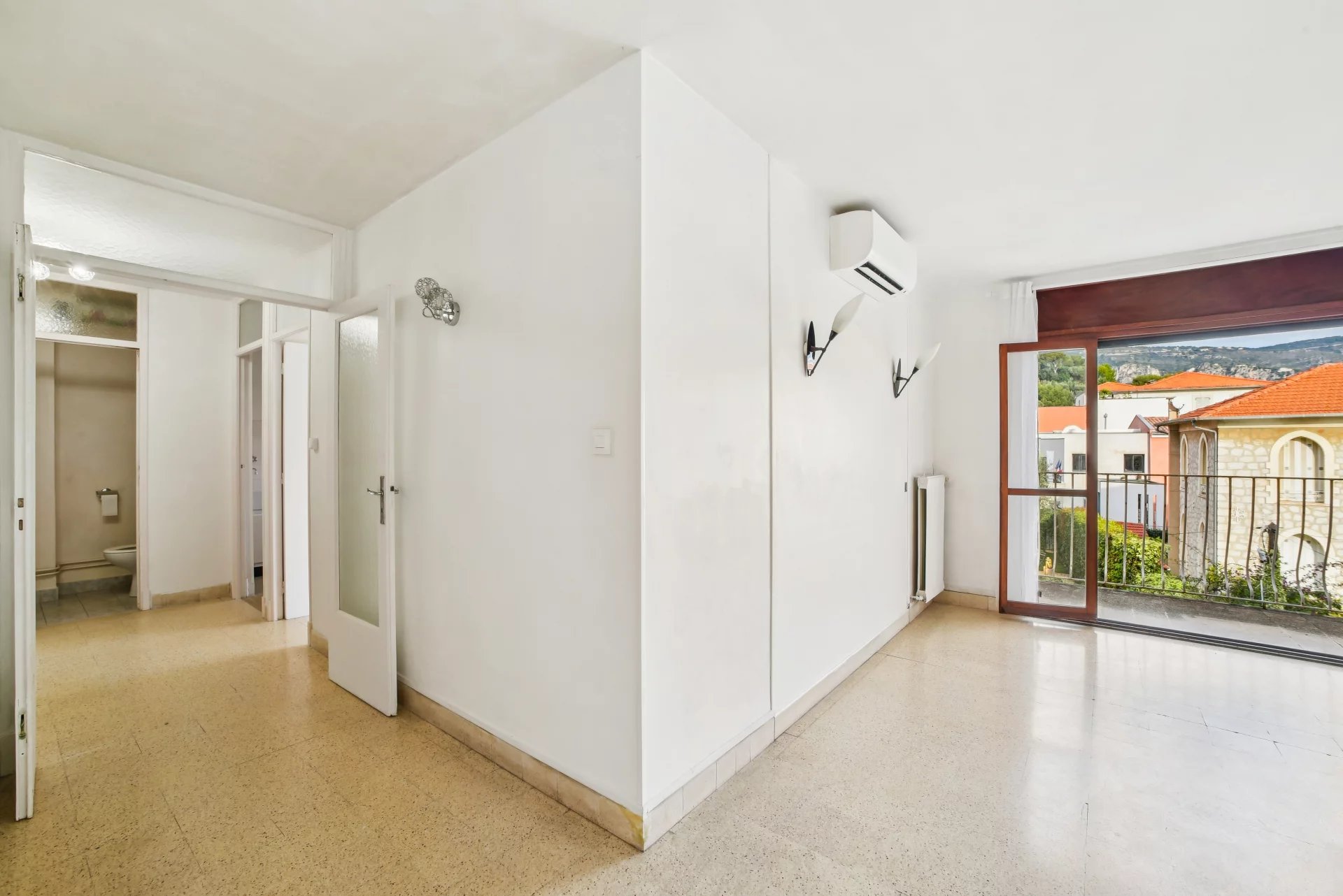 Apt for sale with panoramic sea view