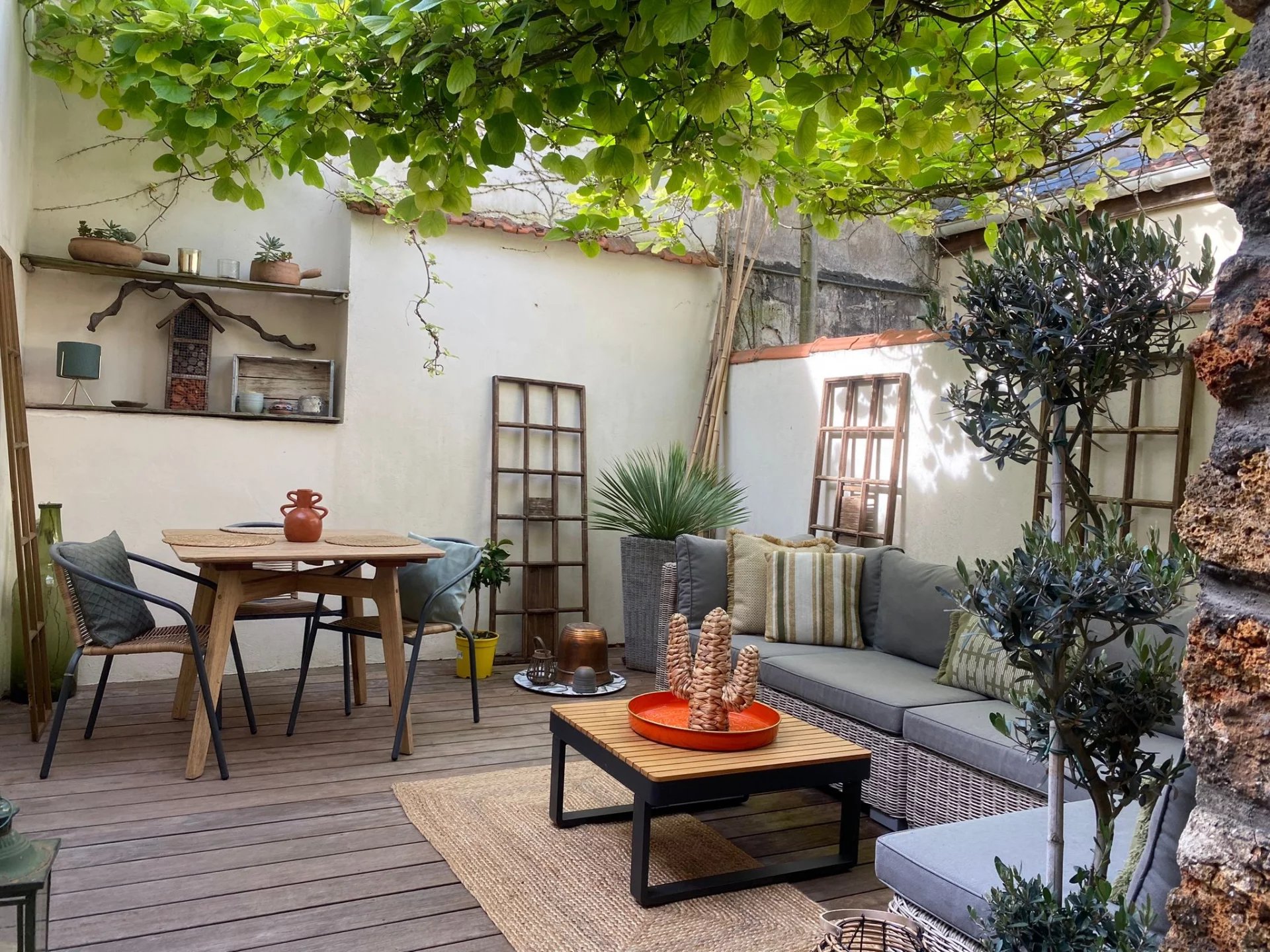 Maison de 7 pièces avec 4 chambres et une dépendance