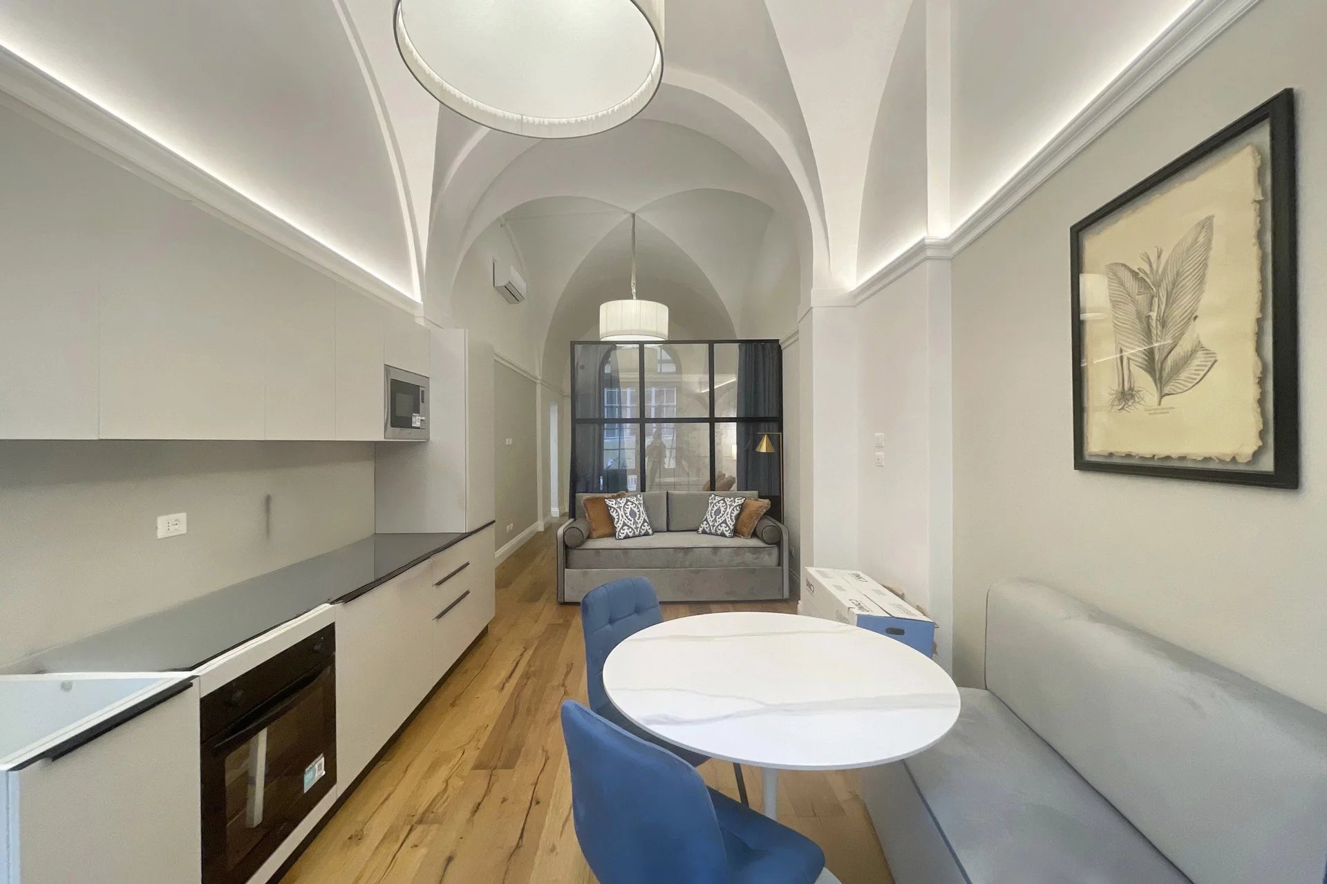  APPARTAMENTO RISTRUTTURATO IN VENDITA IN OLTRARNO, VIA ROMANA, FIRENZE