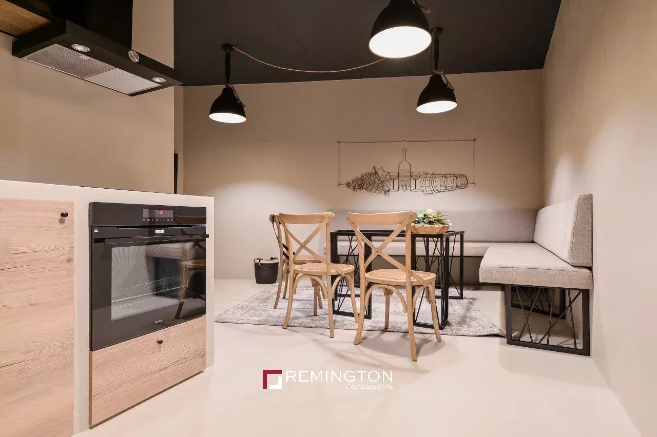 5 Bedroom Villa/Townhouse's Image 40