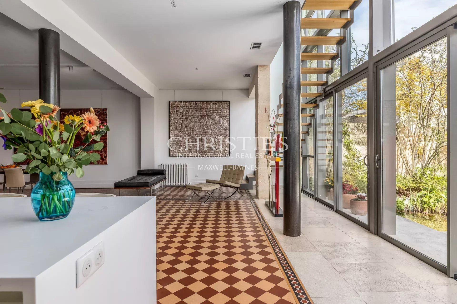 5 Bedroom Villa/Townhouse's Image 5