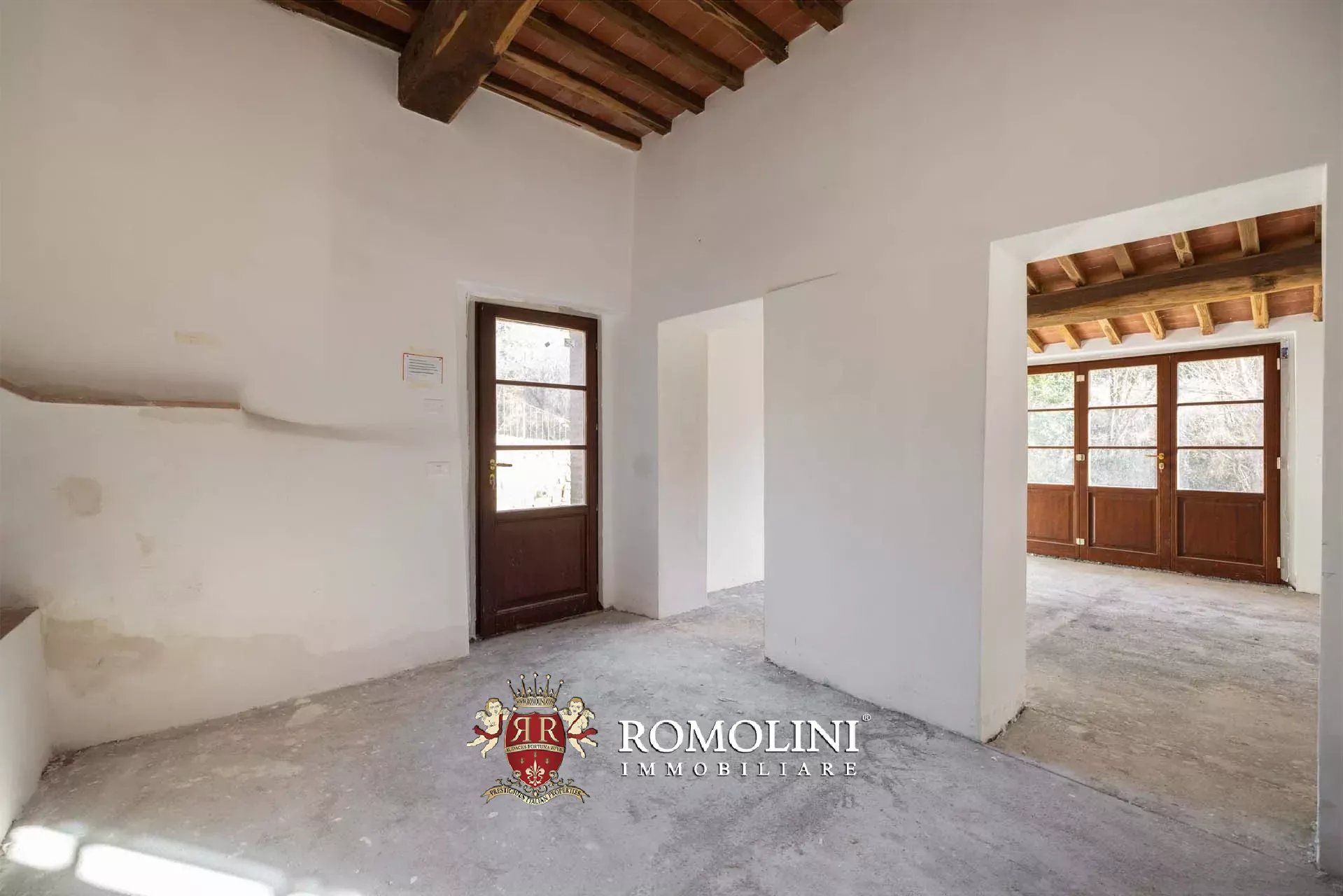 6 Bedroom Villa/Townhouse's Image 10