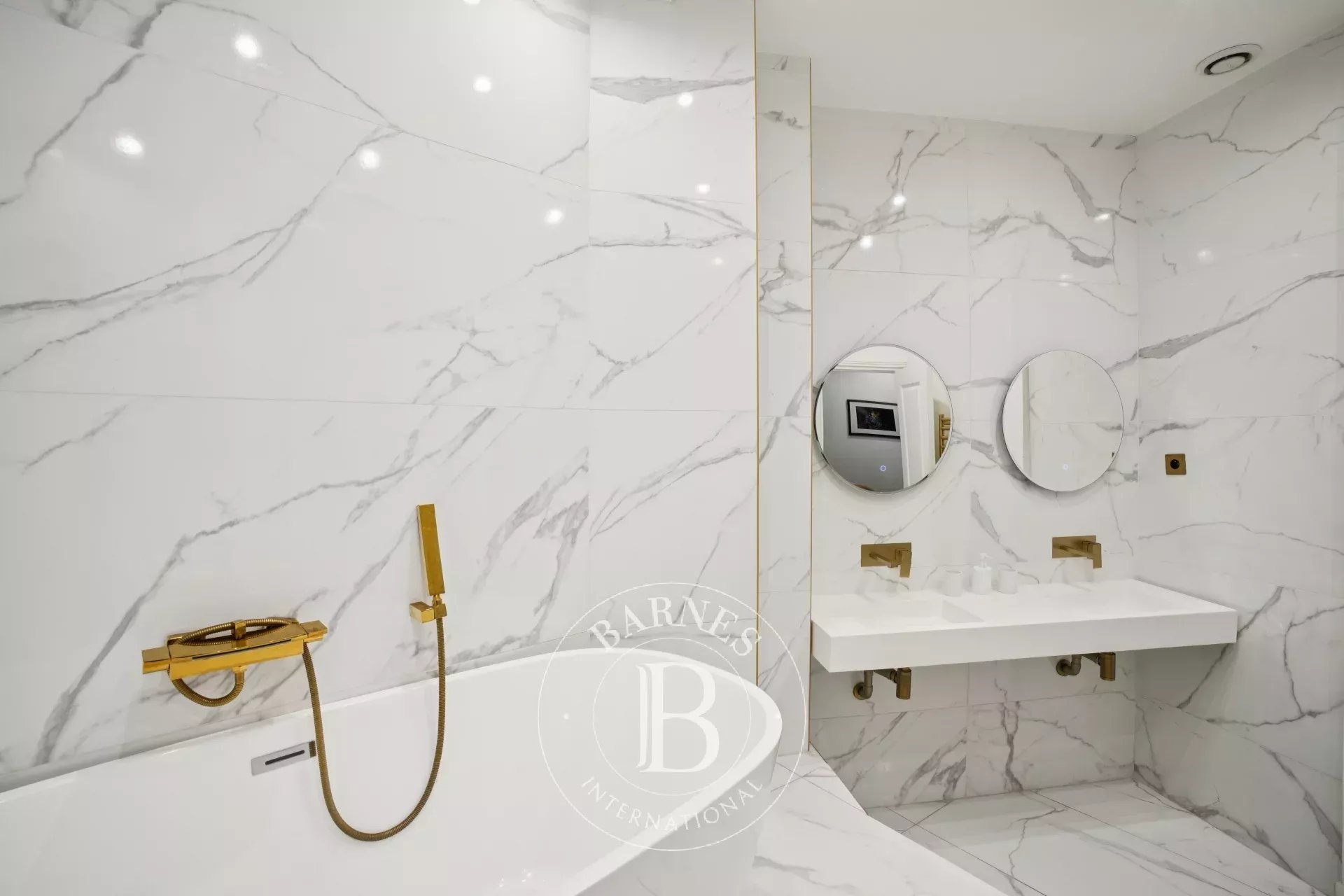 Daire Paris 16ème - picture 12