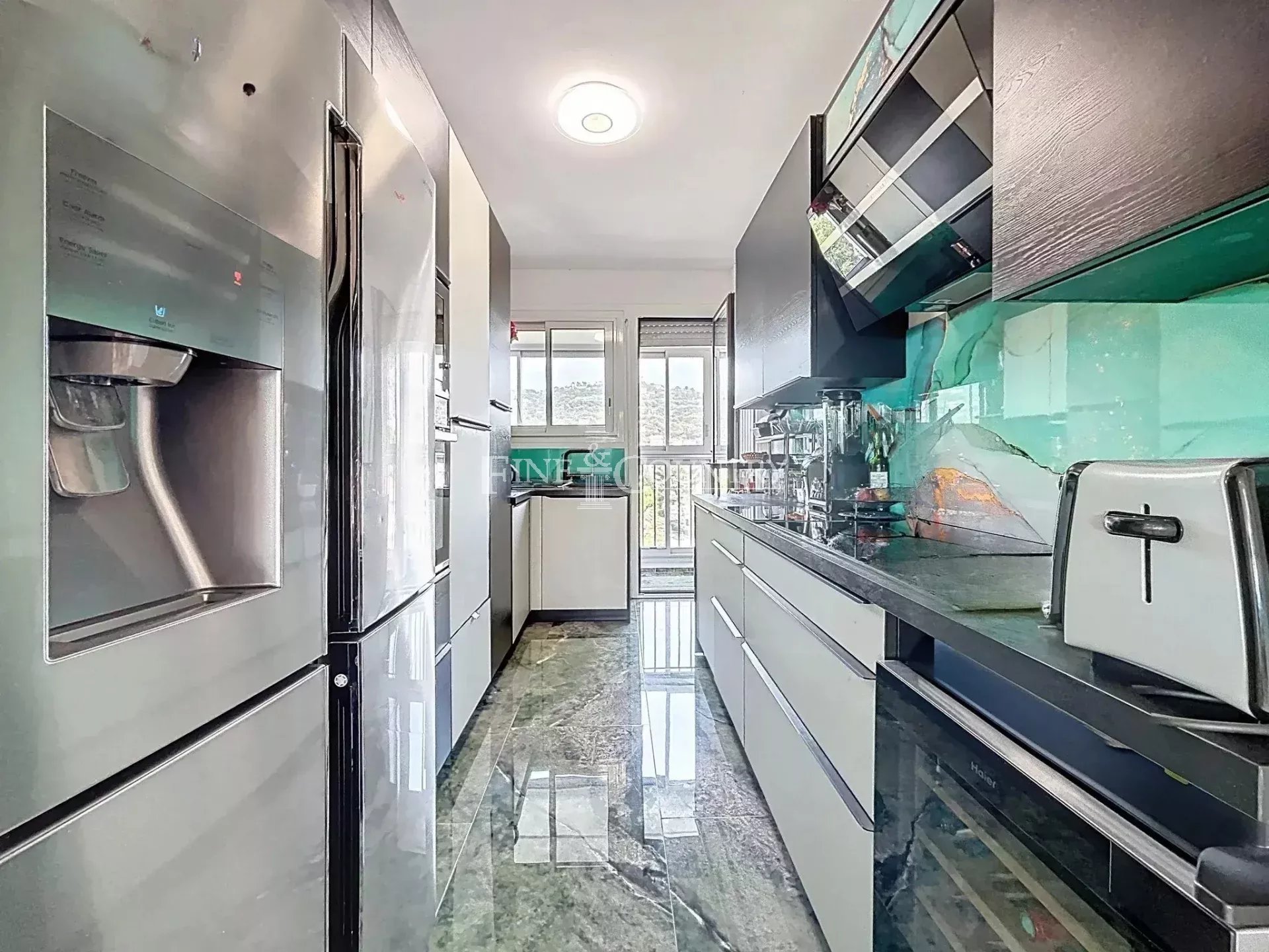 Photo of Apartment 3/4 room for sale in Cannes with sea views