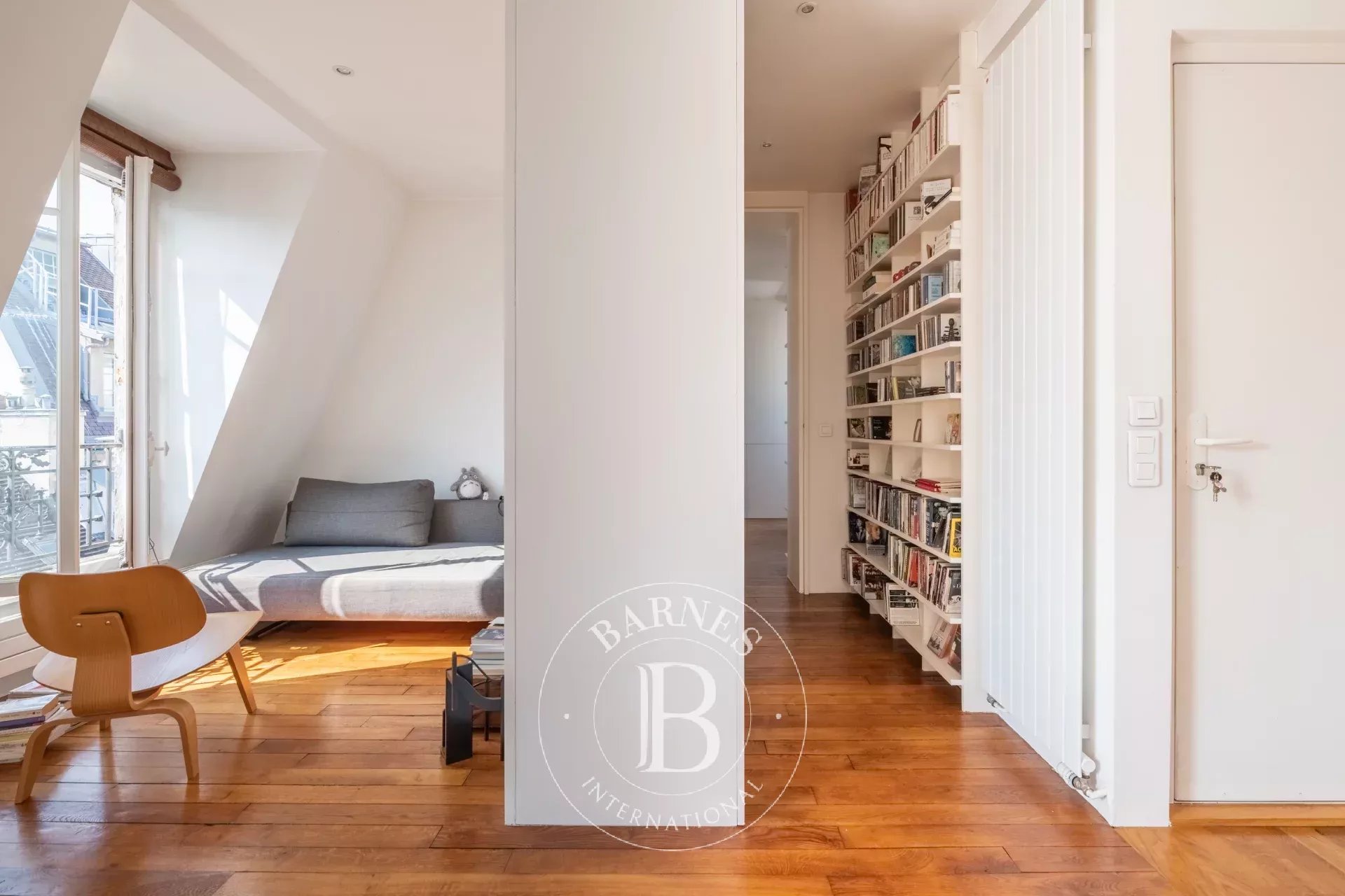 Daire Paris 4ème - picture 10