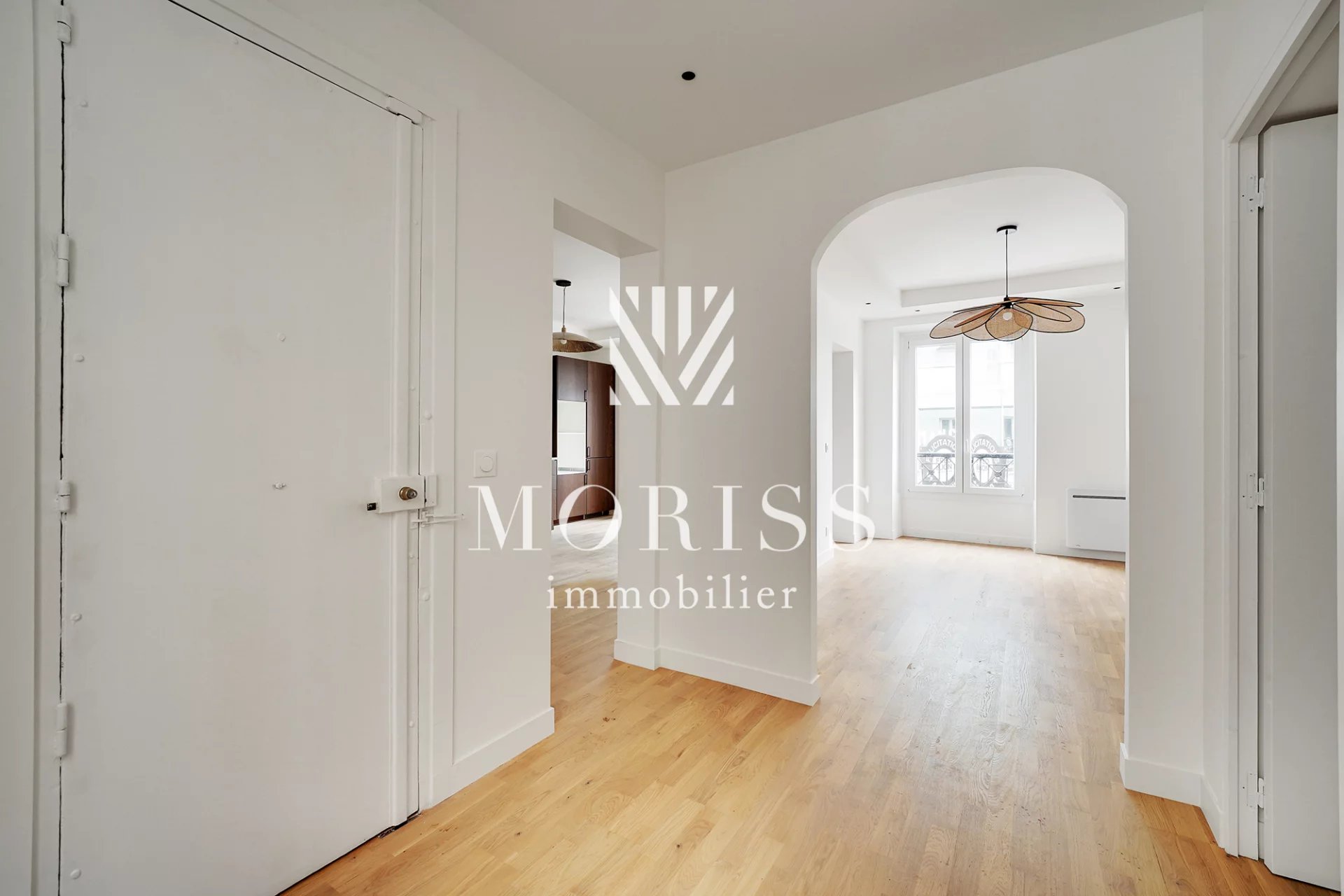 Appartement 5 pièces - Image Array