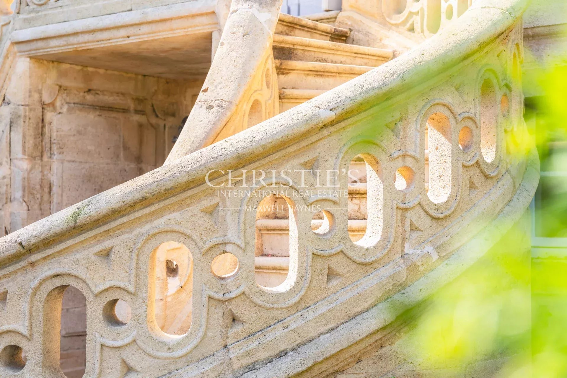 7 Bedroom Chateau's Image 11