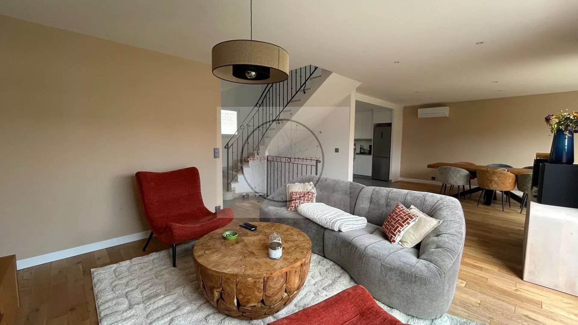 Très belle maison de 185 m² au sol sur parcelle de 316 m² — photo 4