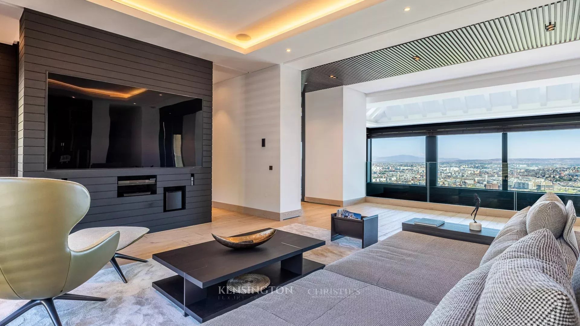 4 Bedroom Villa/Townhouse's Image 39
