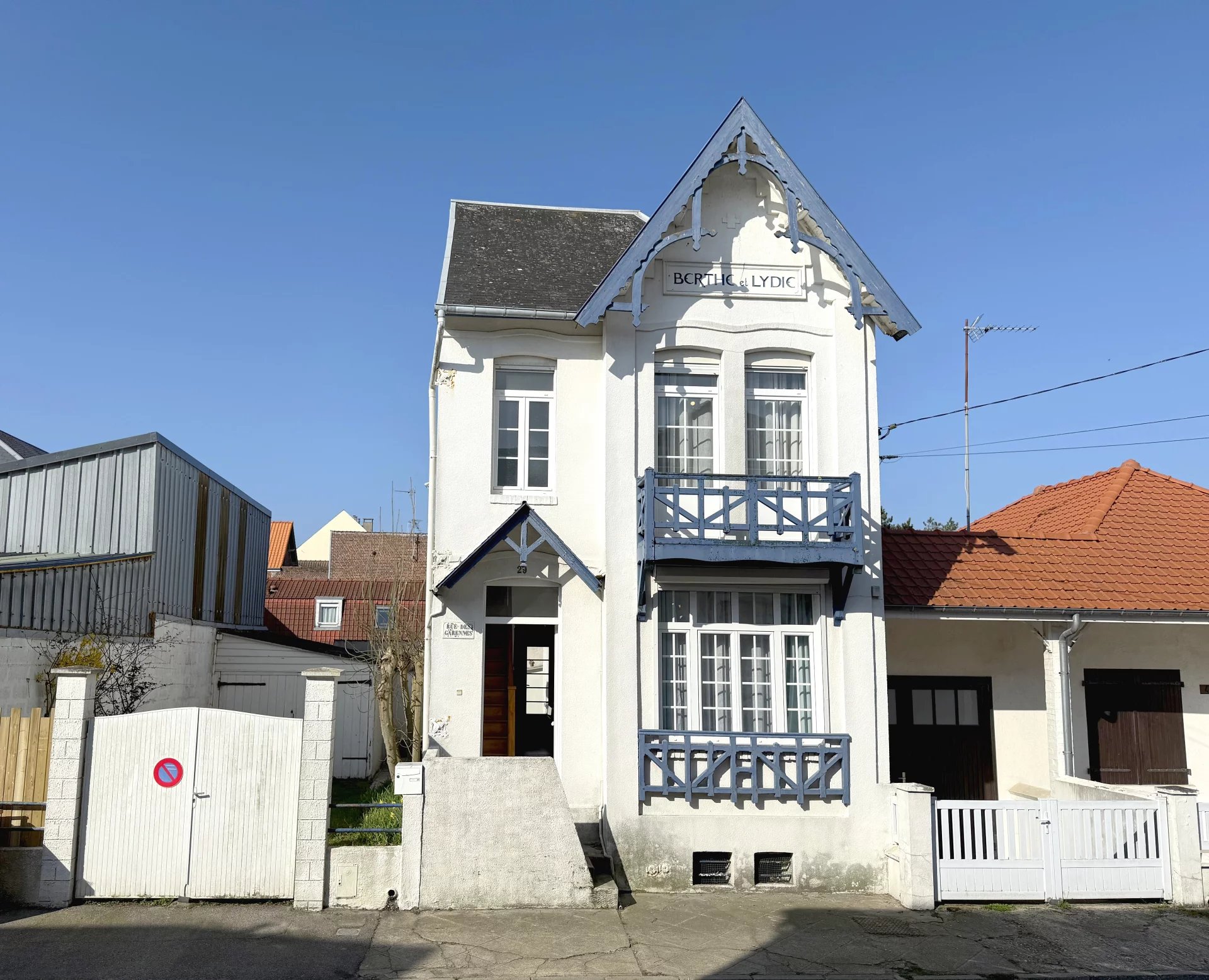 Agence immobilière de 