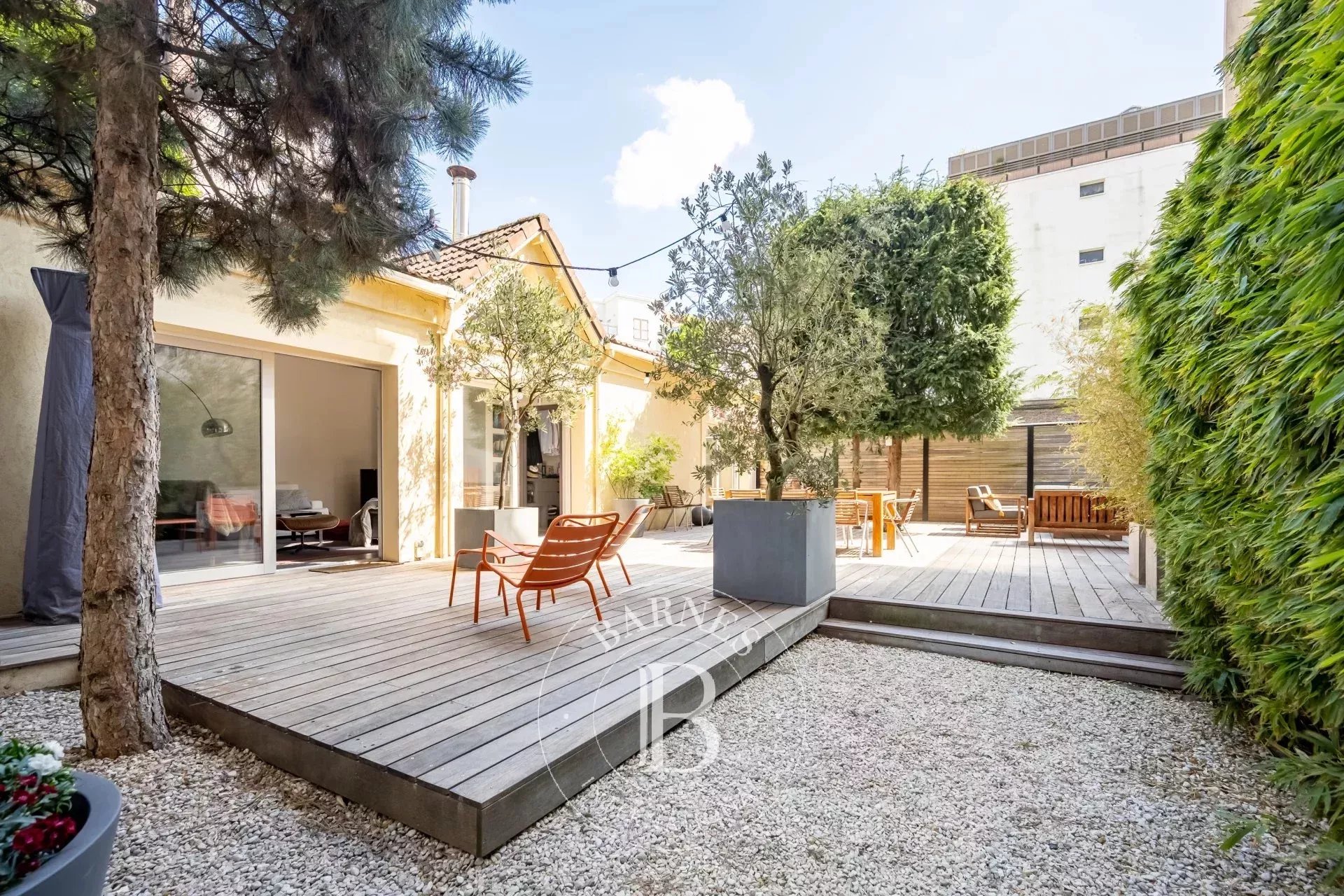 House Courbevoie  -  ref 83339110 (picture 1)