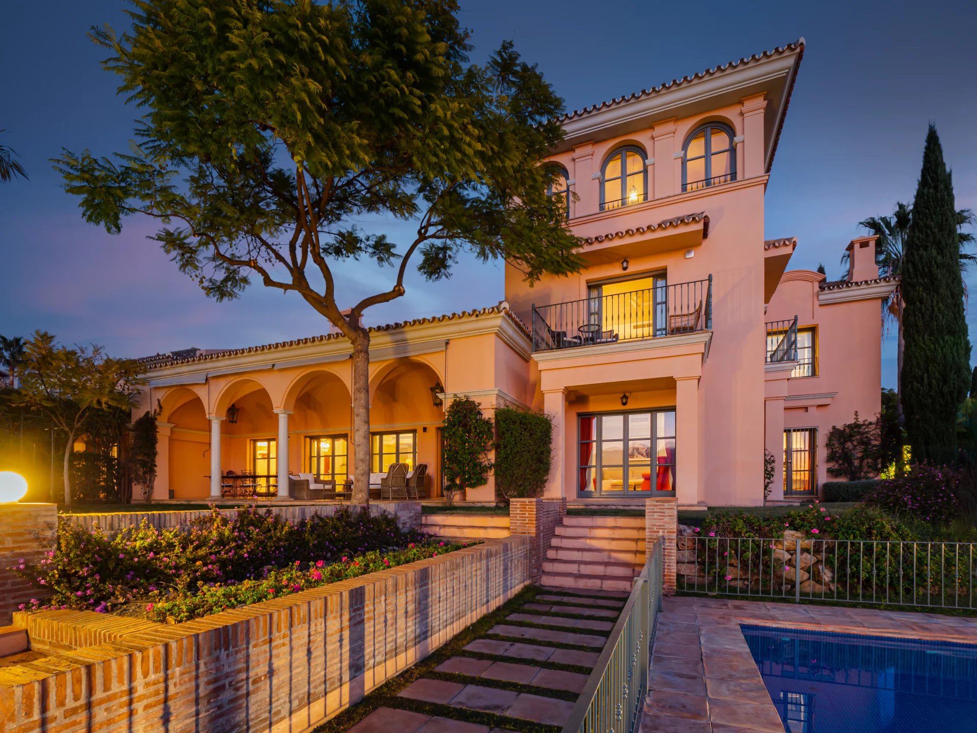 SUPERBE VILLA DE LUXE DE STYLE MÉDITERRANÉEN À LOS FLAMINGOS, BENAHAVIS.