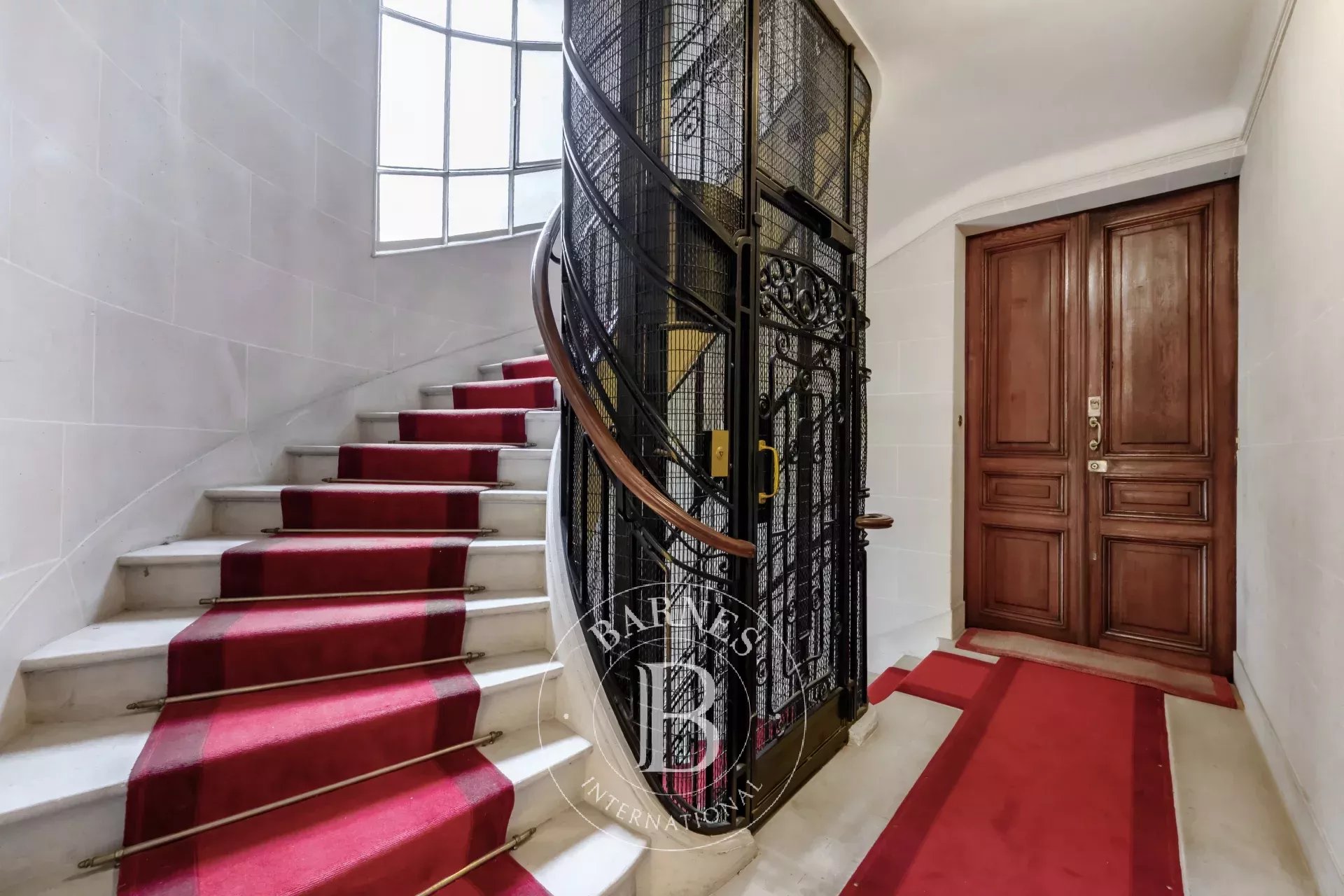 Daire Paris 8ème - picture 17