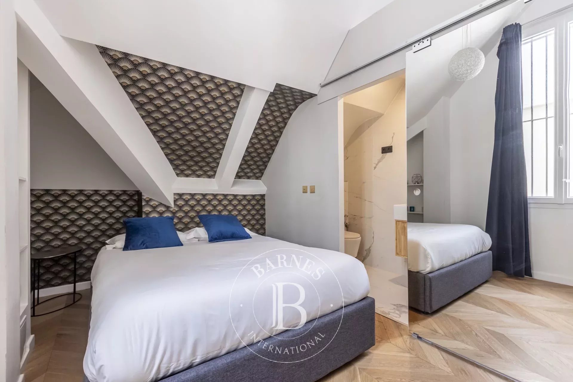 Daire Paris 8ème - picture 5