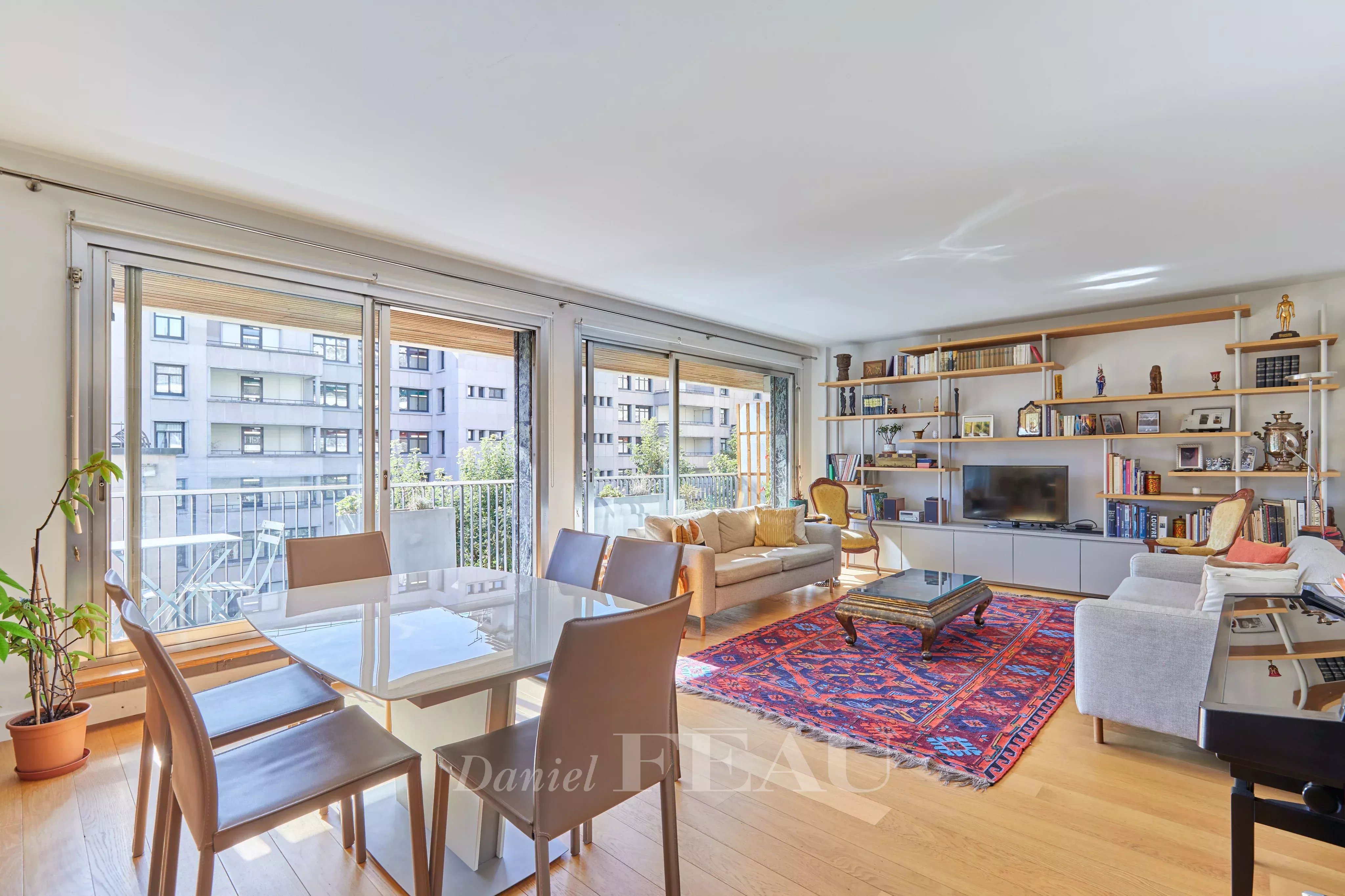 Paris XVIe – Ranelagh / Jasmin - Appartement familial 4 chambres - Parking