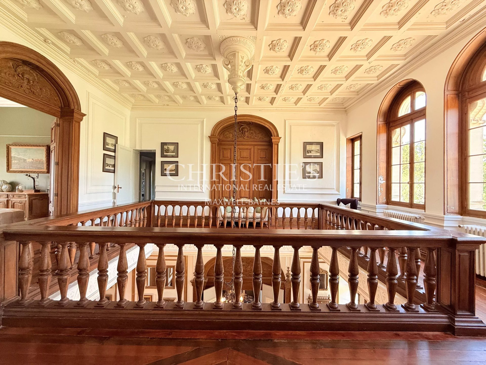 53 Bedroom Chateau's Image 17