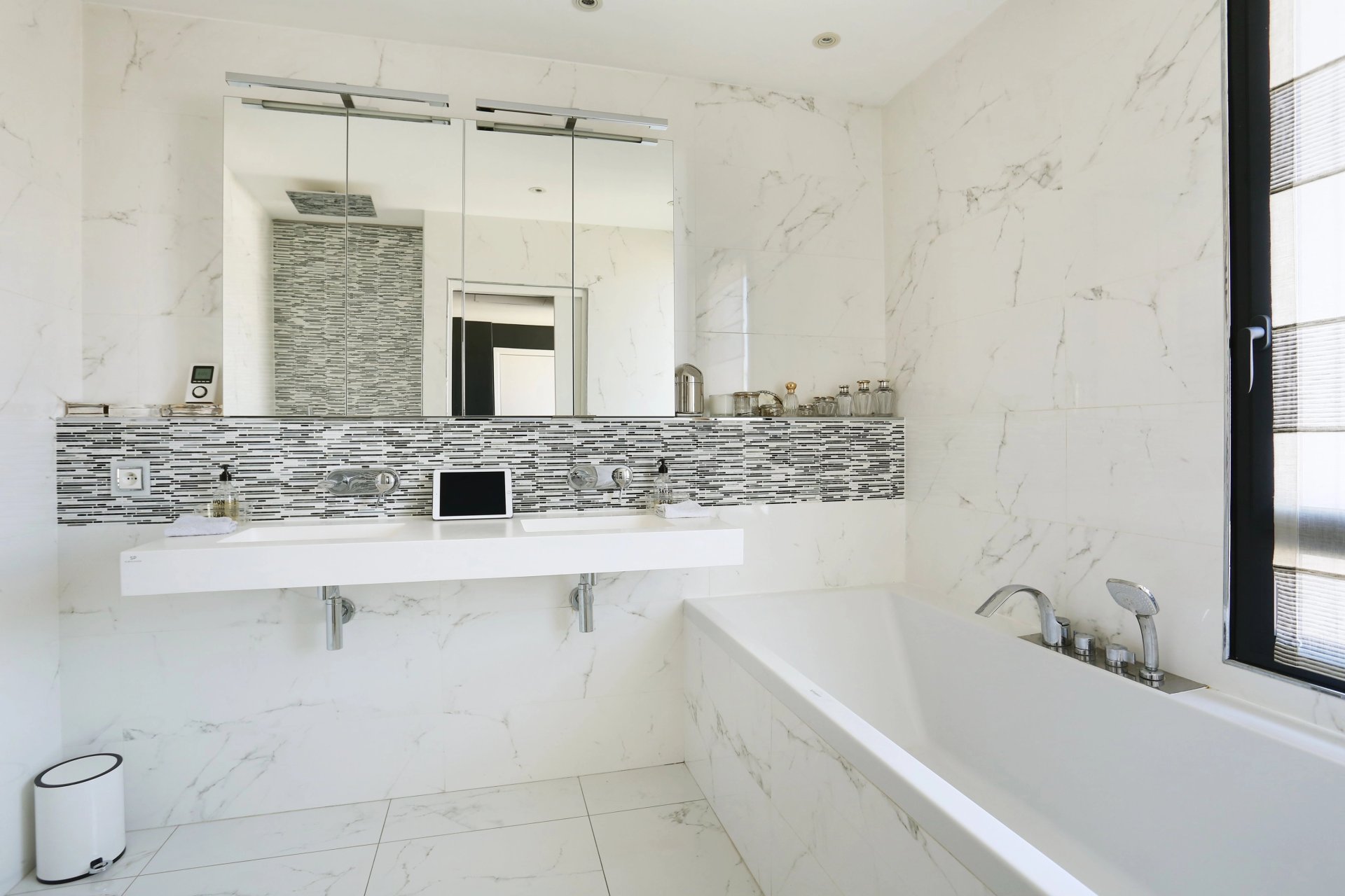 3 Bedroom Apartment/Flat's Image 3