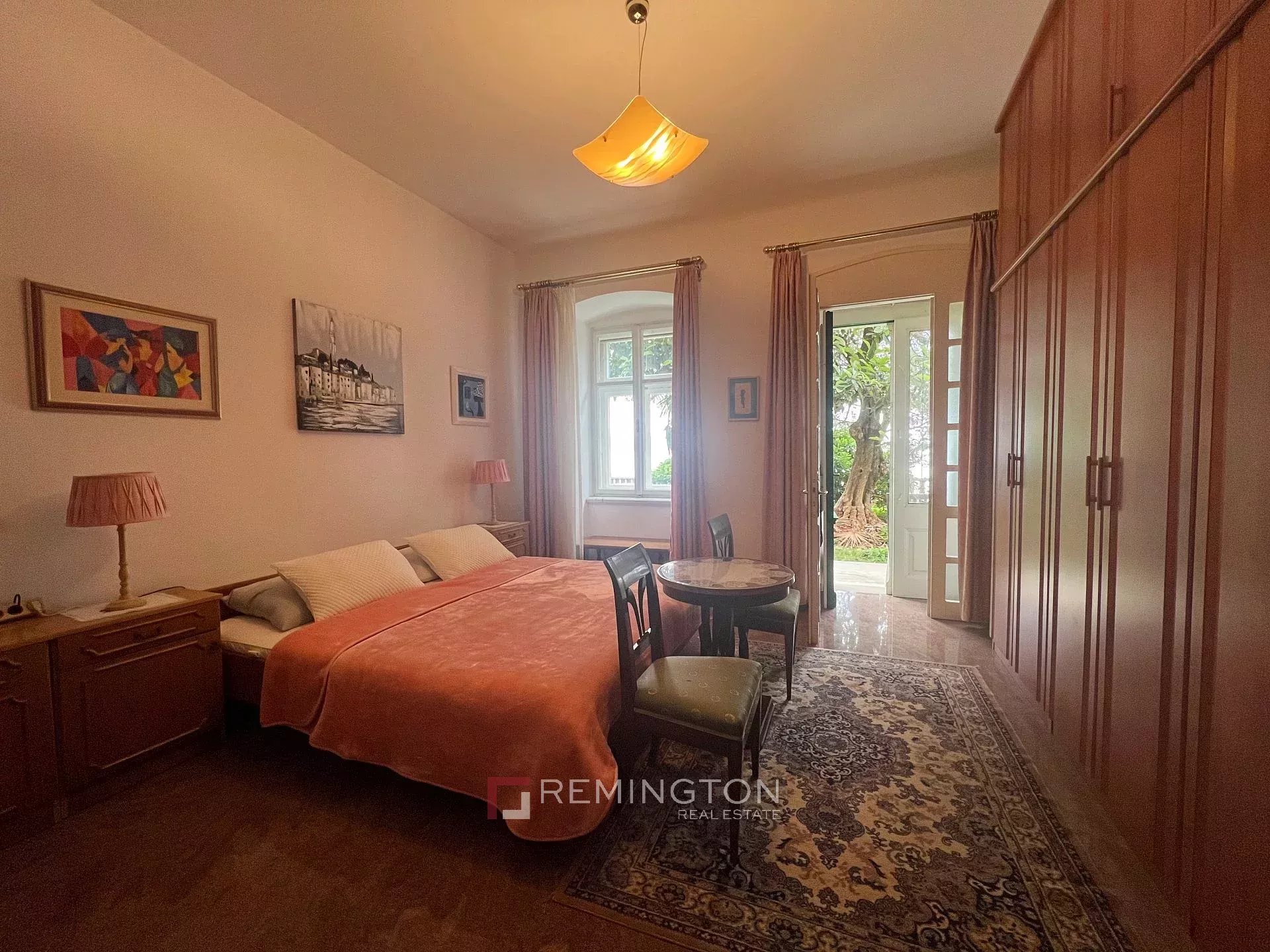 2 Bedroom Apartment/Flat's Image 5