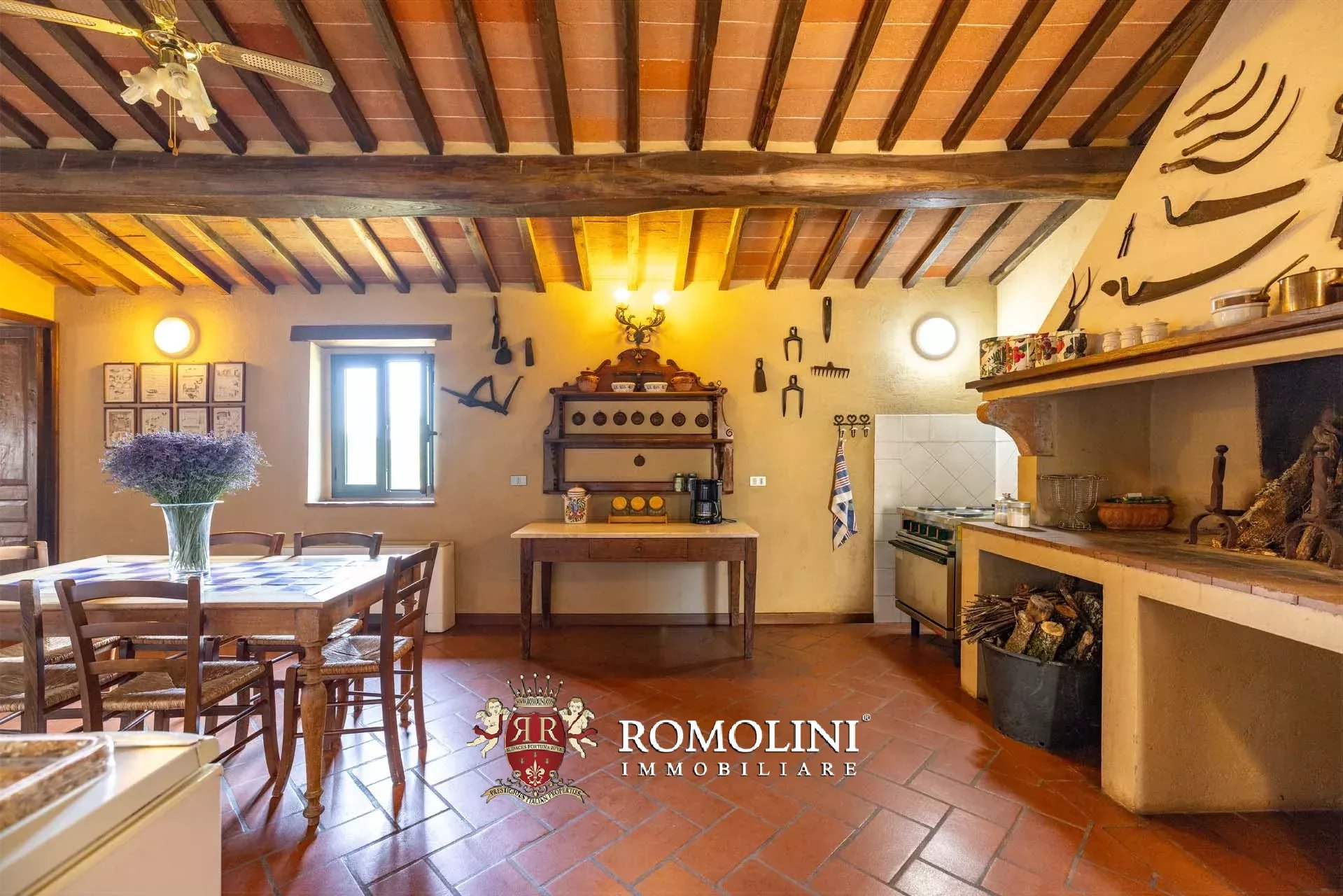 10 Bedroom Villa/Townhouse's Image 48