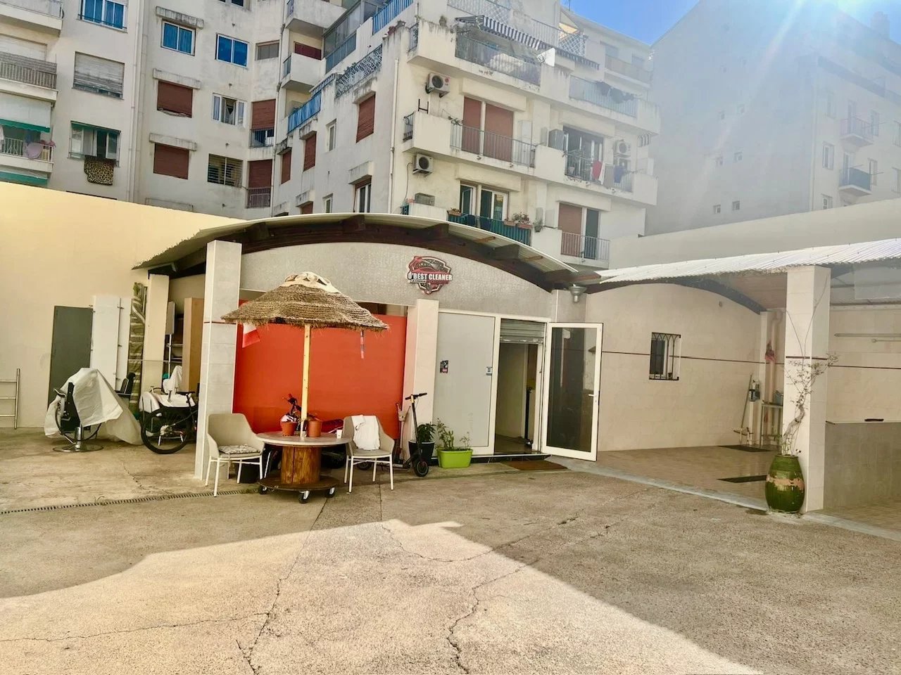 Agence immobilière de 