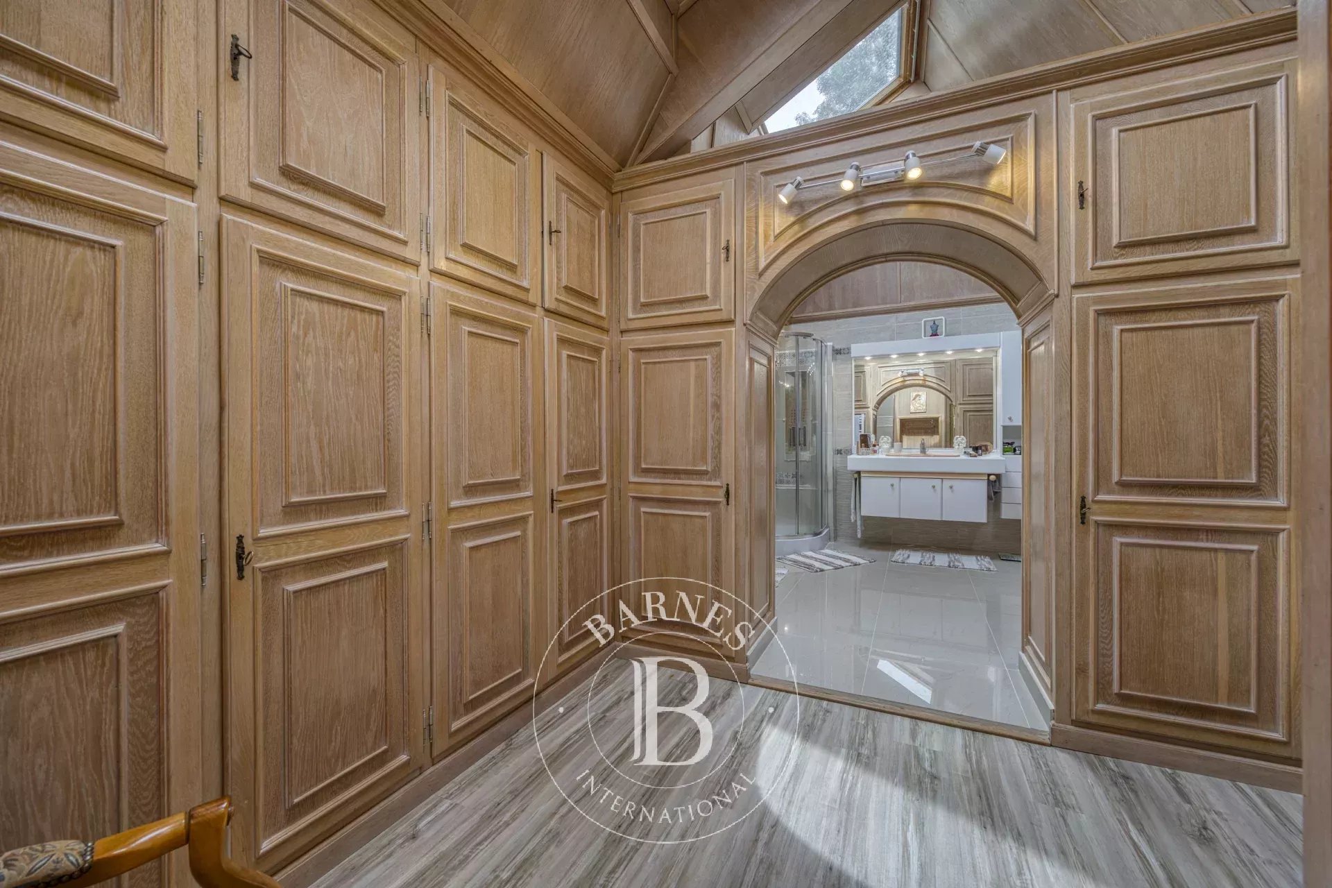 Ev Cranves-Sales - picture 14