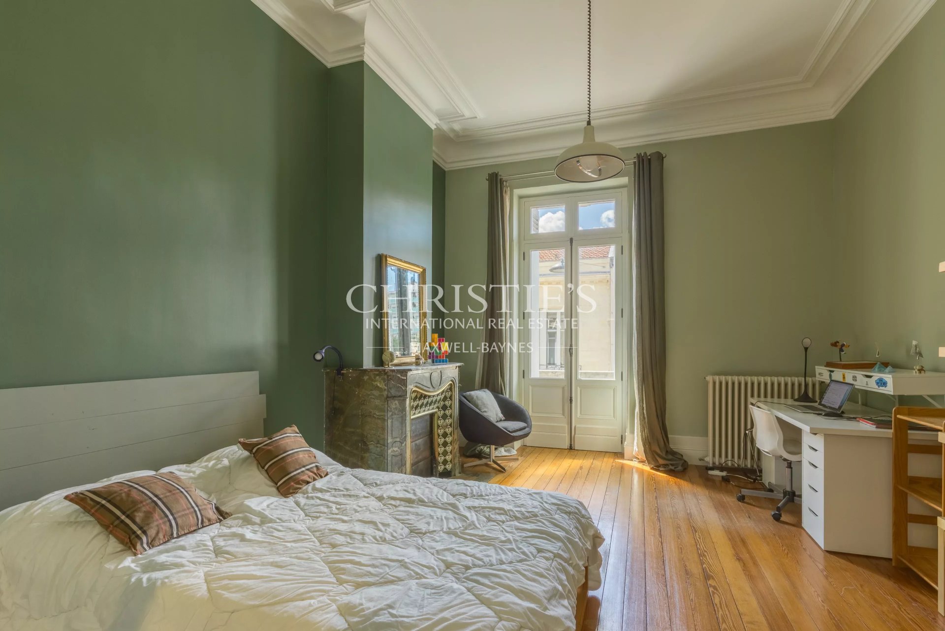 7 Bedroom Villa/Townhouse's Image 21