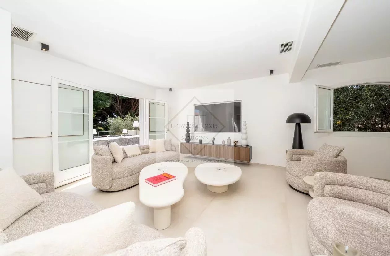 Luxury villa — photo 7