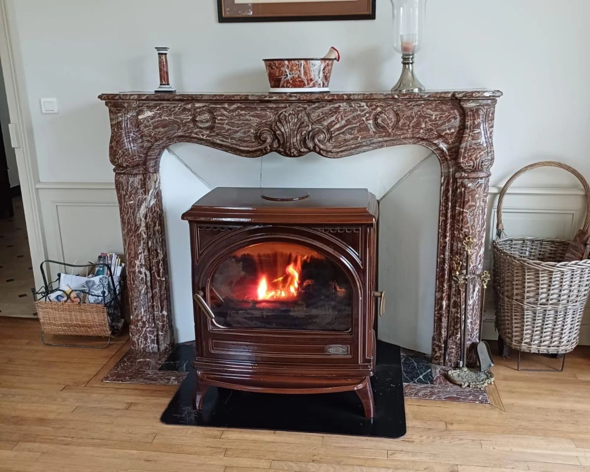 MANOIR FAMILIAL SUR LES BORDS DE RANCE.  7 min DINAN  –