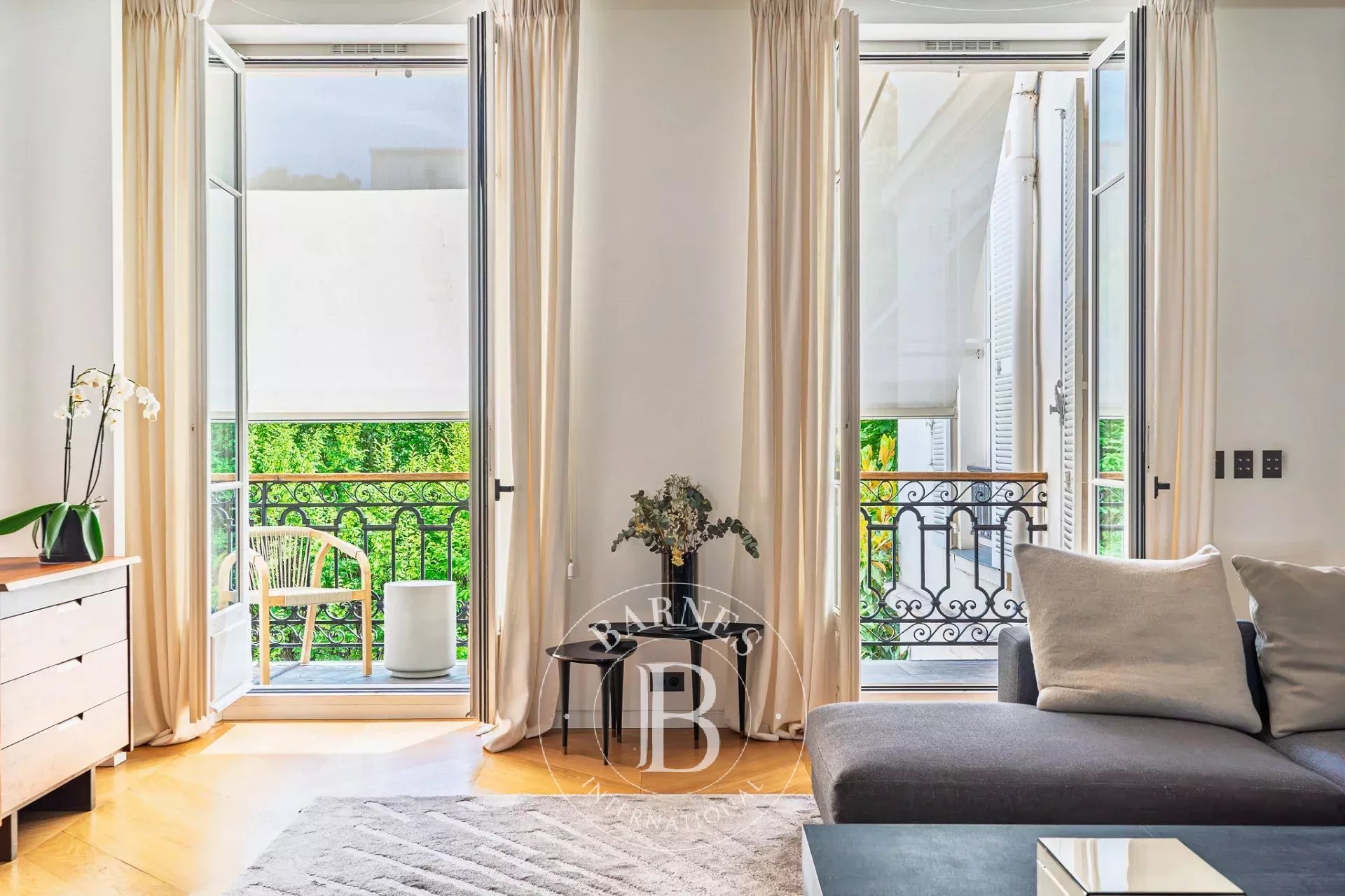 Piso Paris 75008  -  ref 87159960 (picture 1)