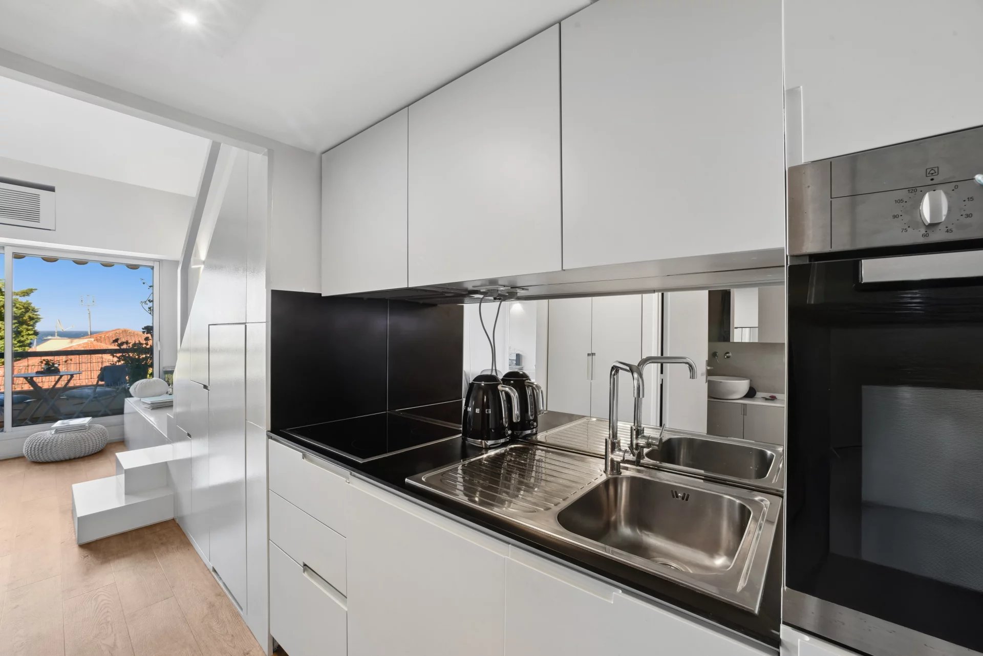Elégant appartement avec vue mer panoramique