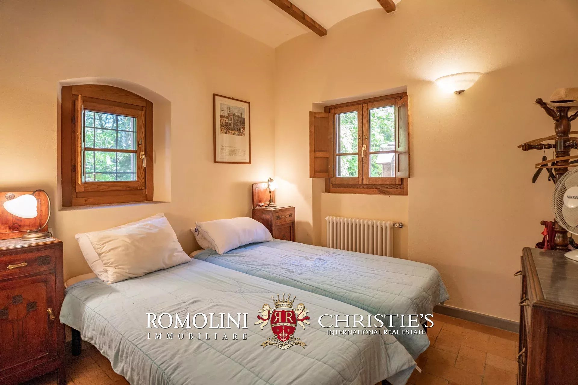 8 Bedroom Villa/Townhouse's Image 101