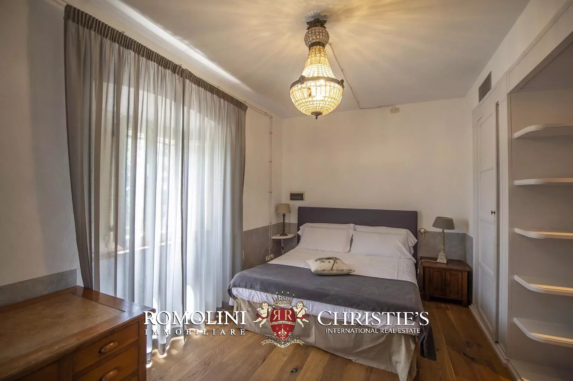 12 Bedroom Villa/Townhouse's Image 59