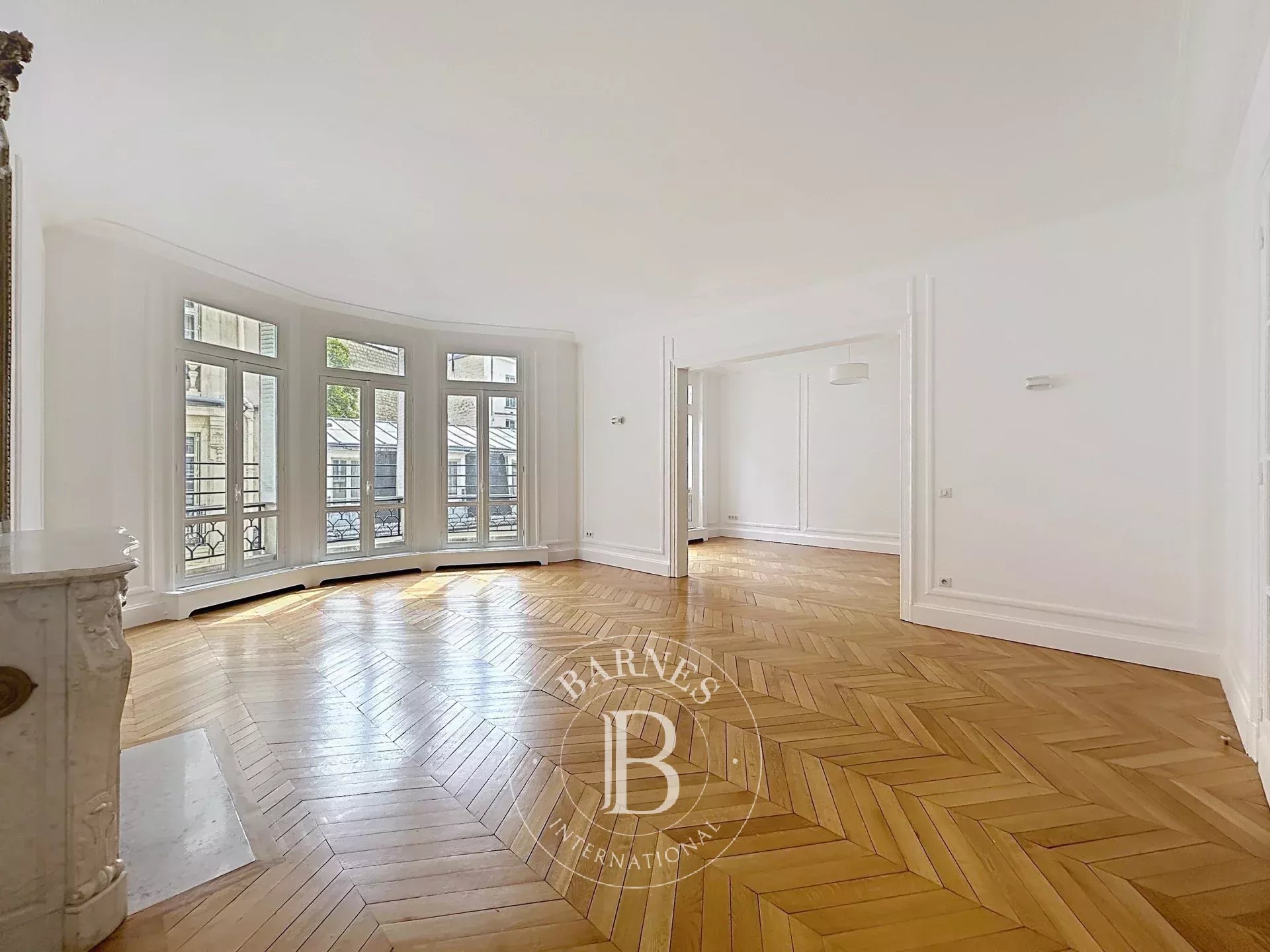 Paris  - Apartment 4 Bedrooms - picture 17
