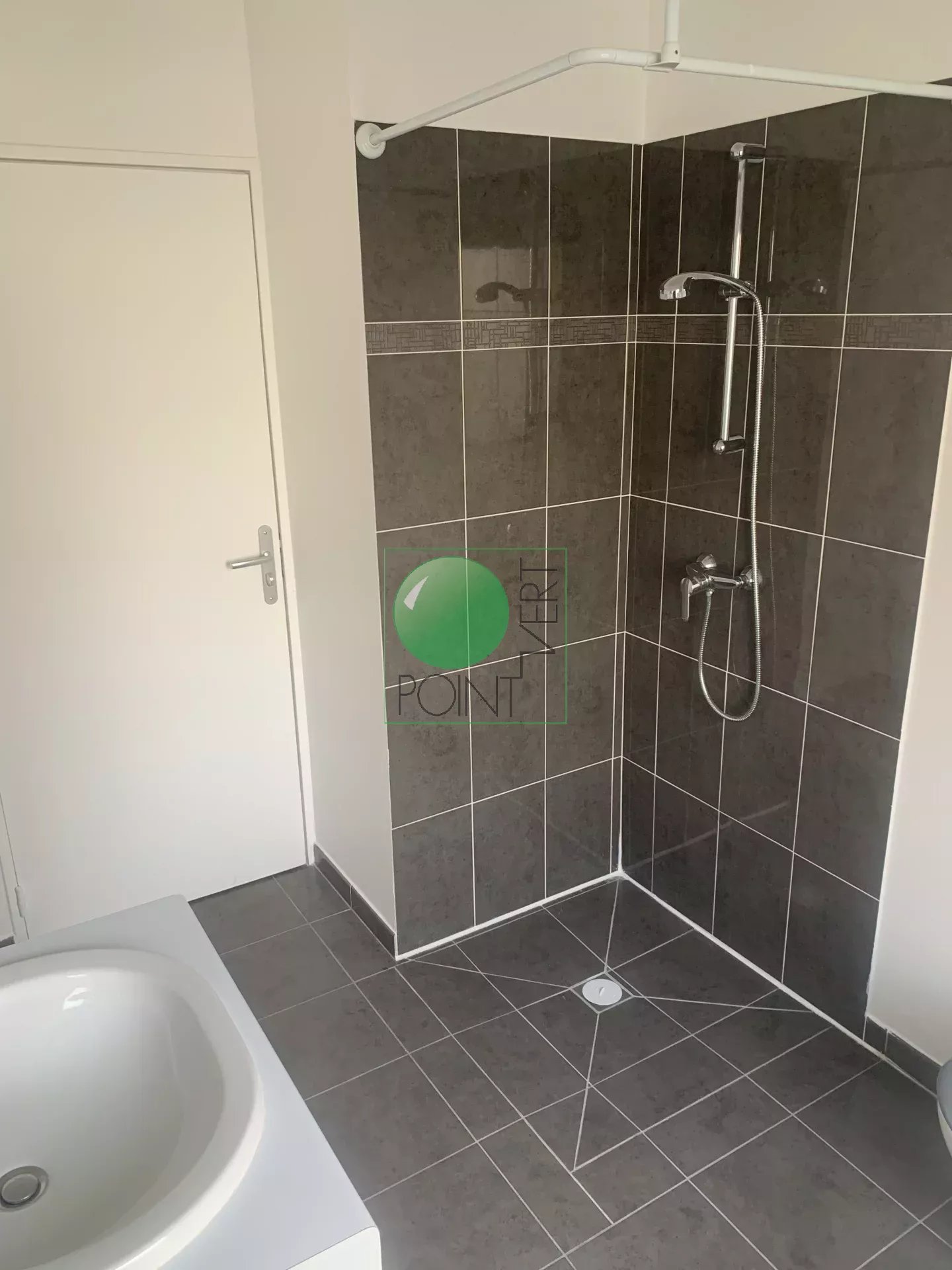 F2 32.95 m² - Centre ville Lisses