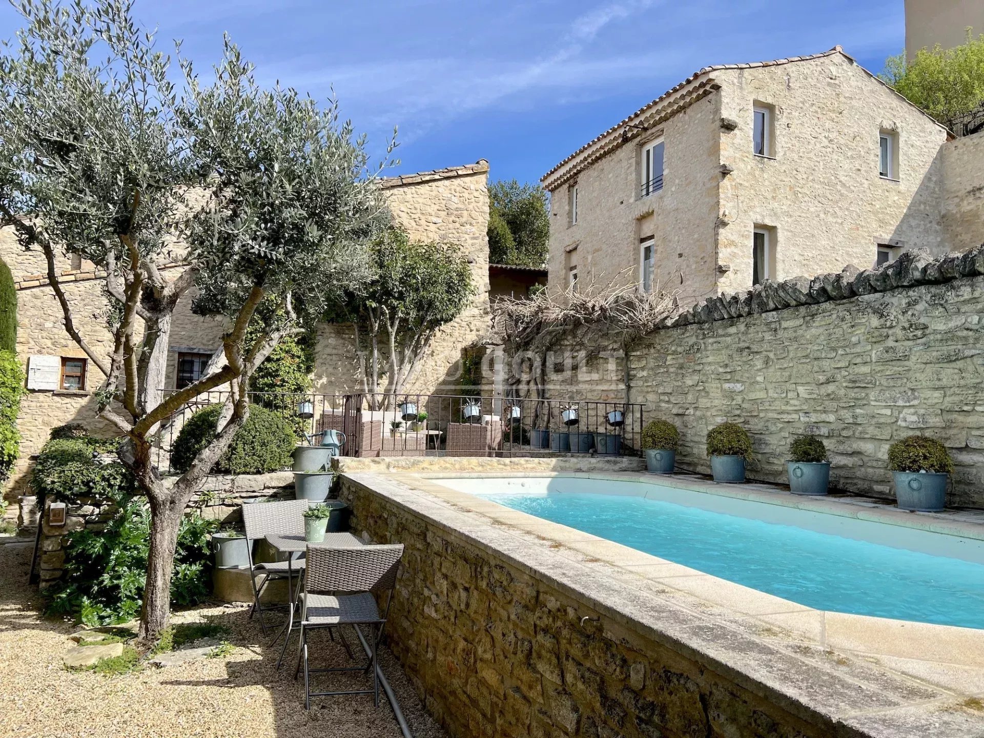 Agence immobilière de 