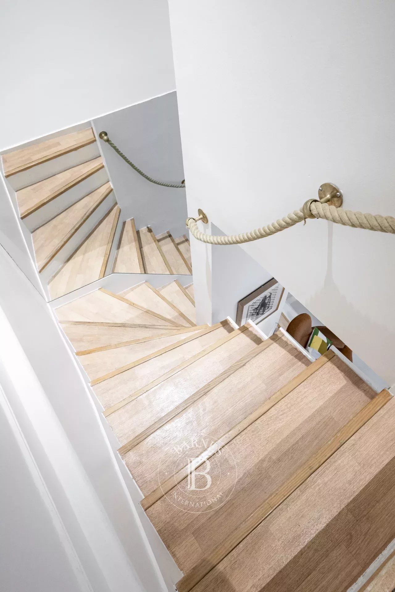 Daire Paris 4ème - picture 14