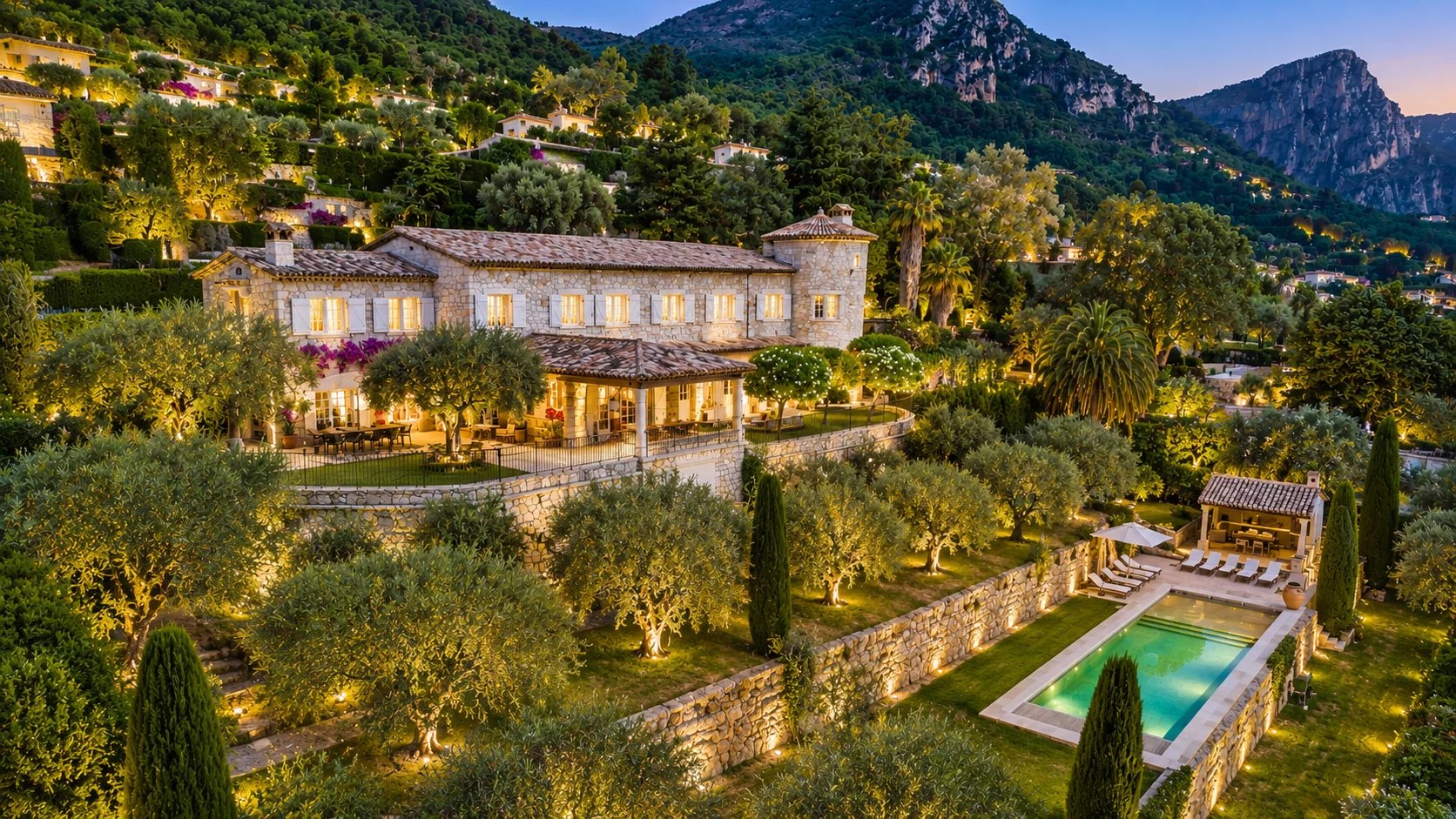 Image of Villa - 6 Bedrooms for Sale in Alpes-Maritimes-Vence-France, Image 1