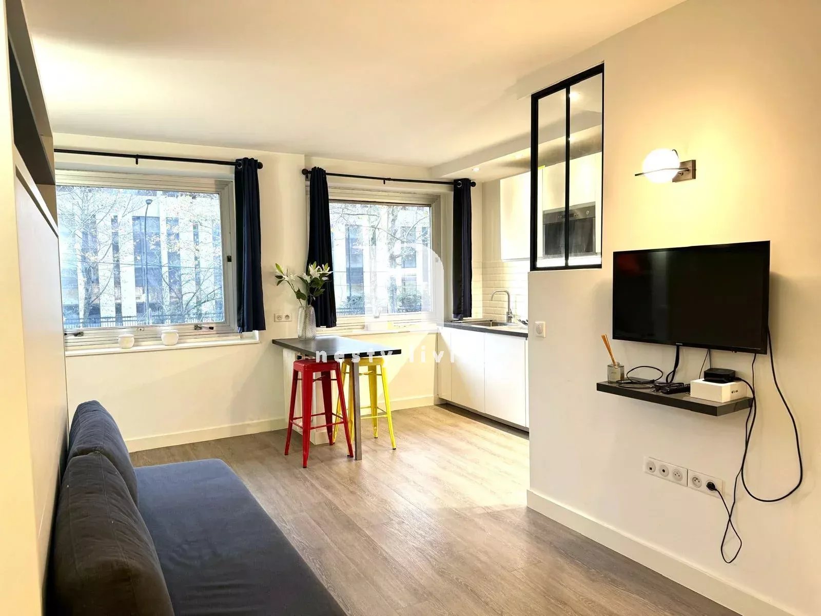 Paris 16e – Élégant studio rénové