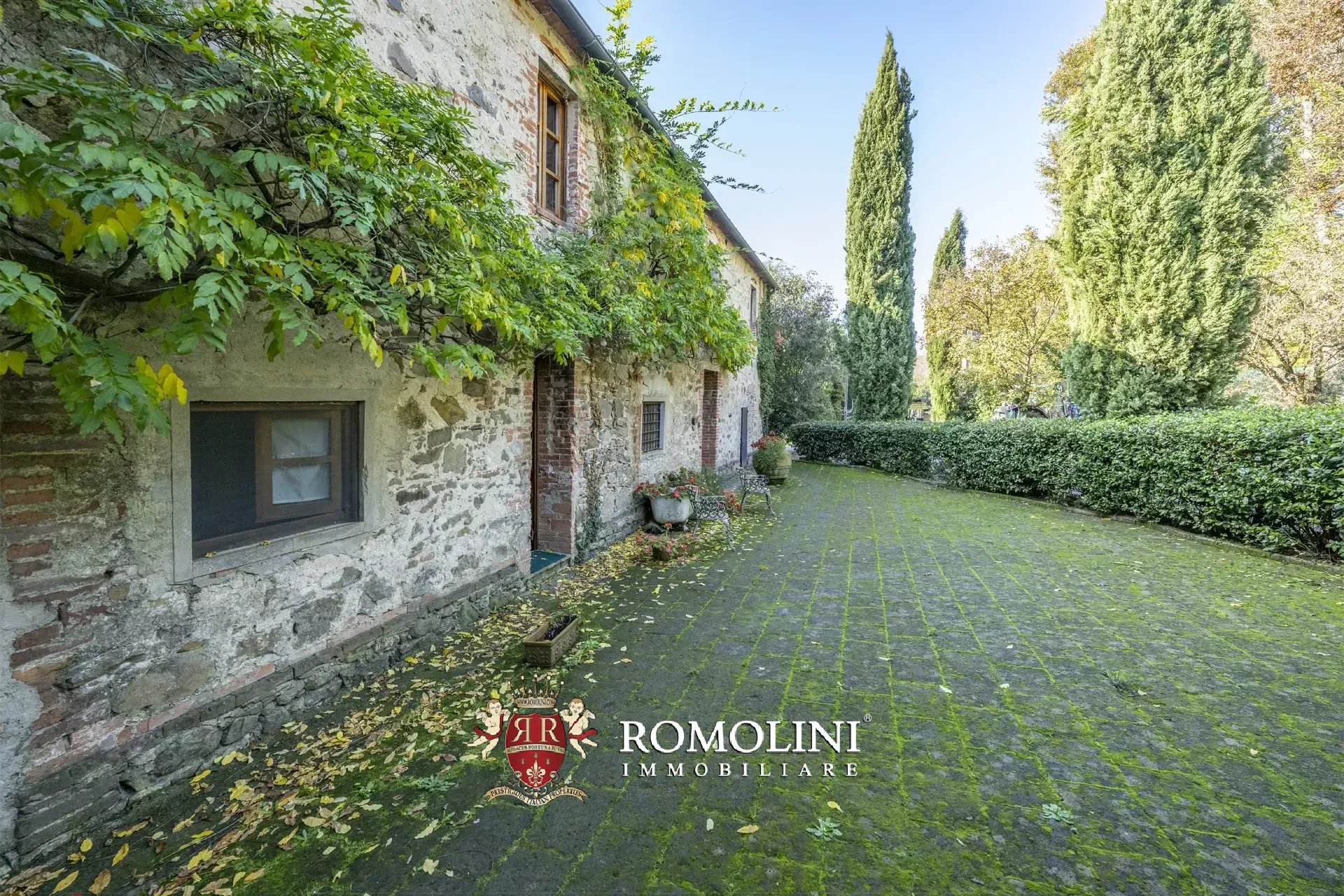 9 Bedroom Horse Property's Image 72