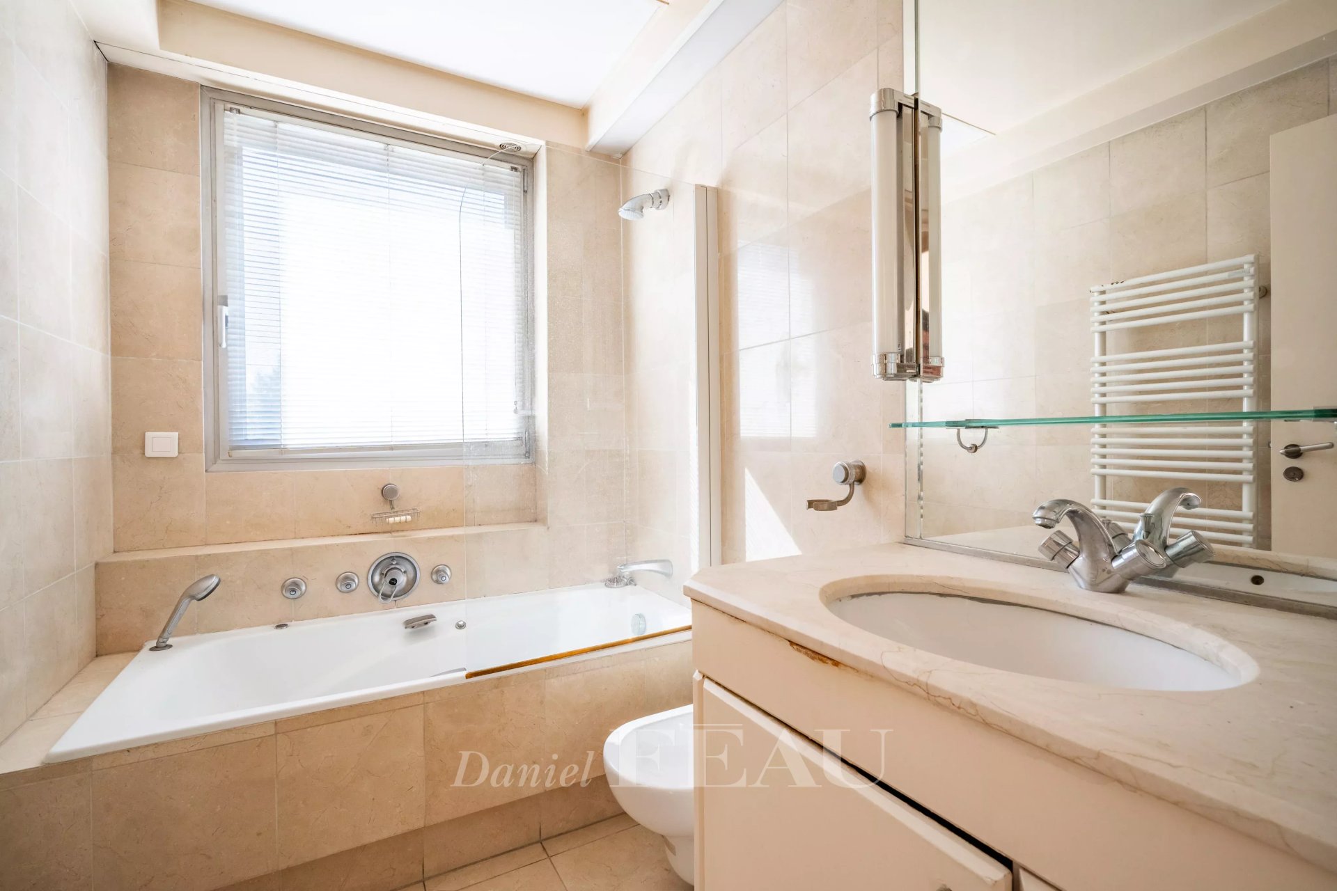 2 Bedroom Apartment/Flat's Image 5