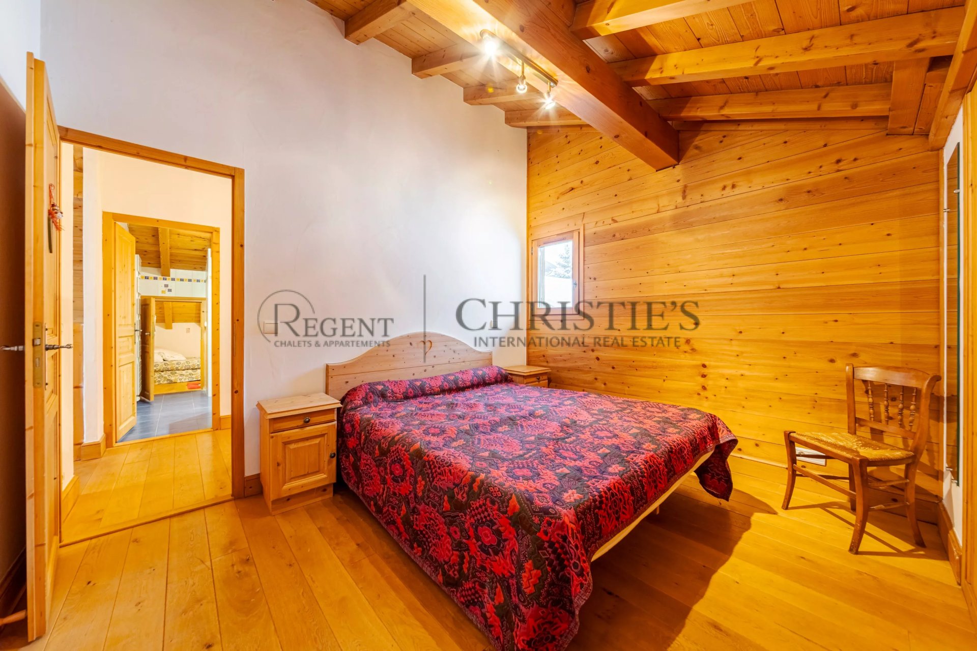 4 Bedroom Villa/Townhouse's Image 11