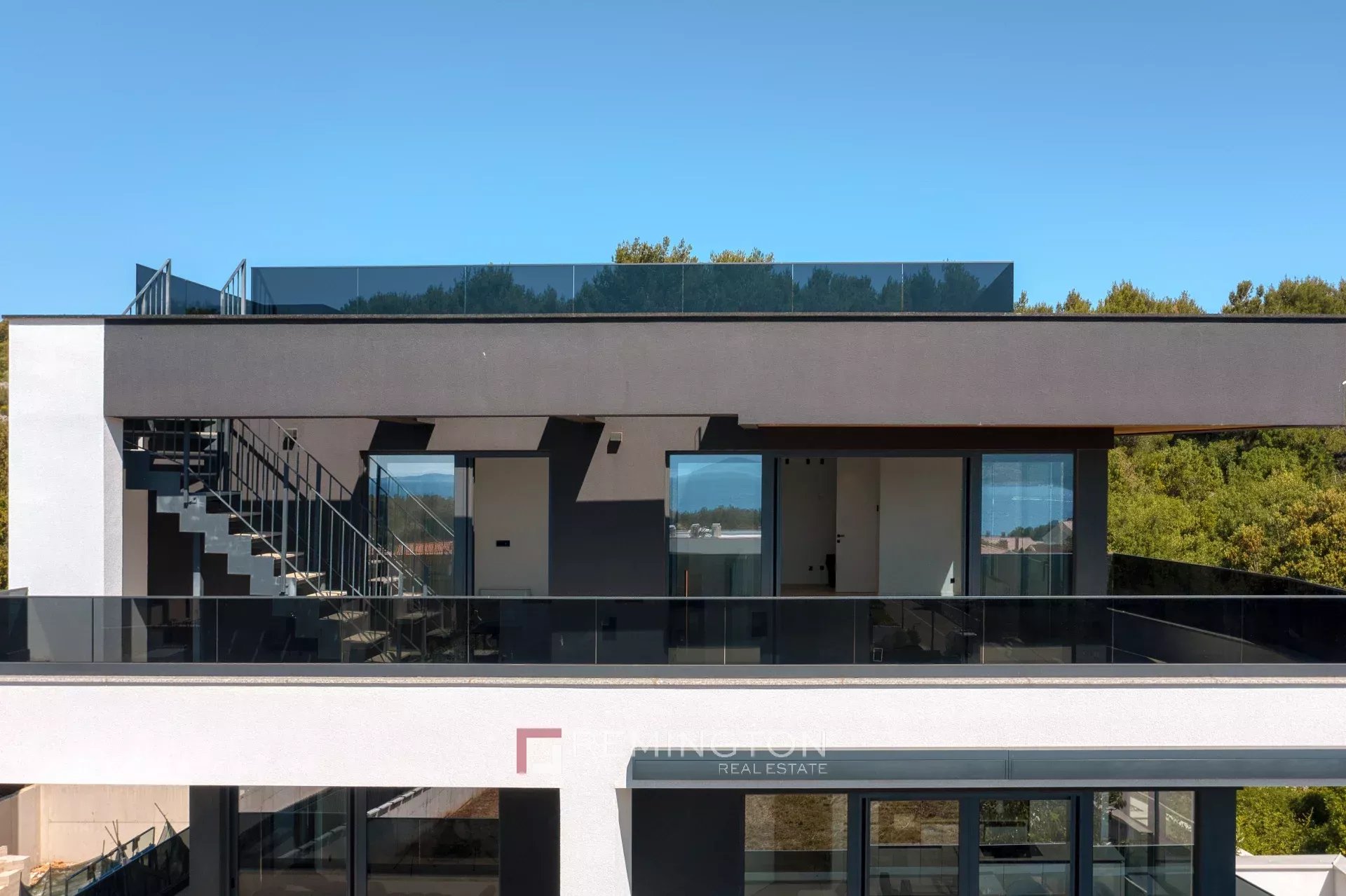 3 Bedroom Apartment/Flat's Image 4
