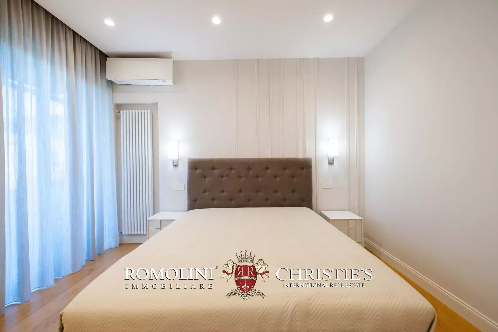 5 Bedroom Villa/Townhouse's Image 22