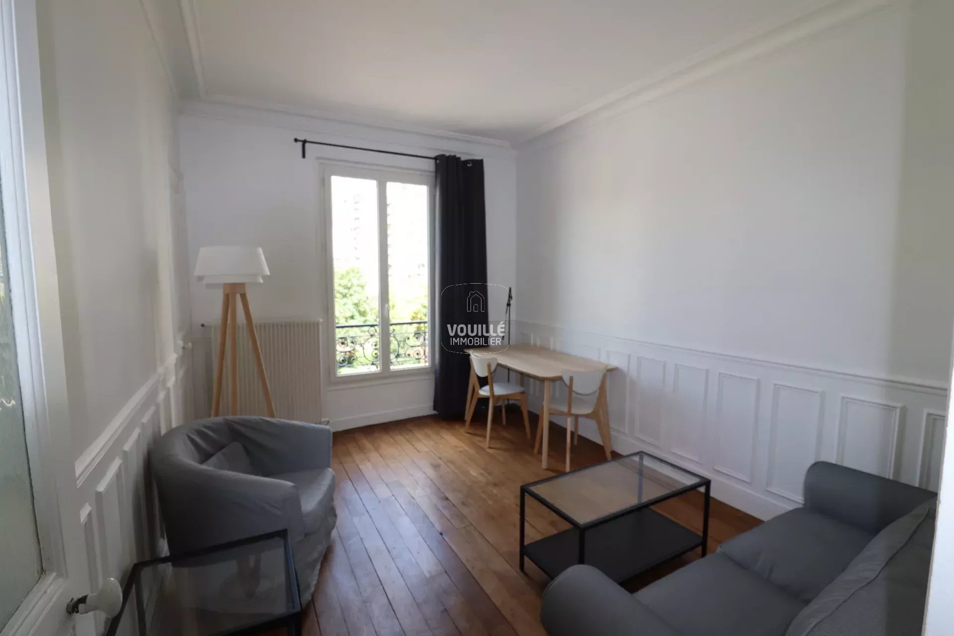 Exclusivité. 2 Pièces  38,85 m² Location meublée Paris 15 ème