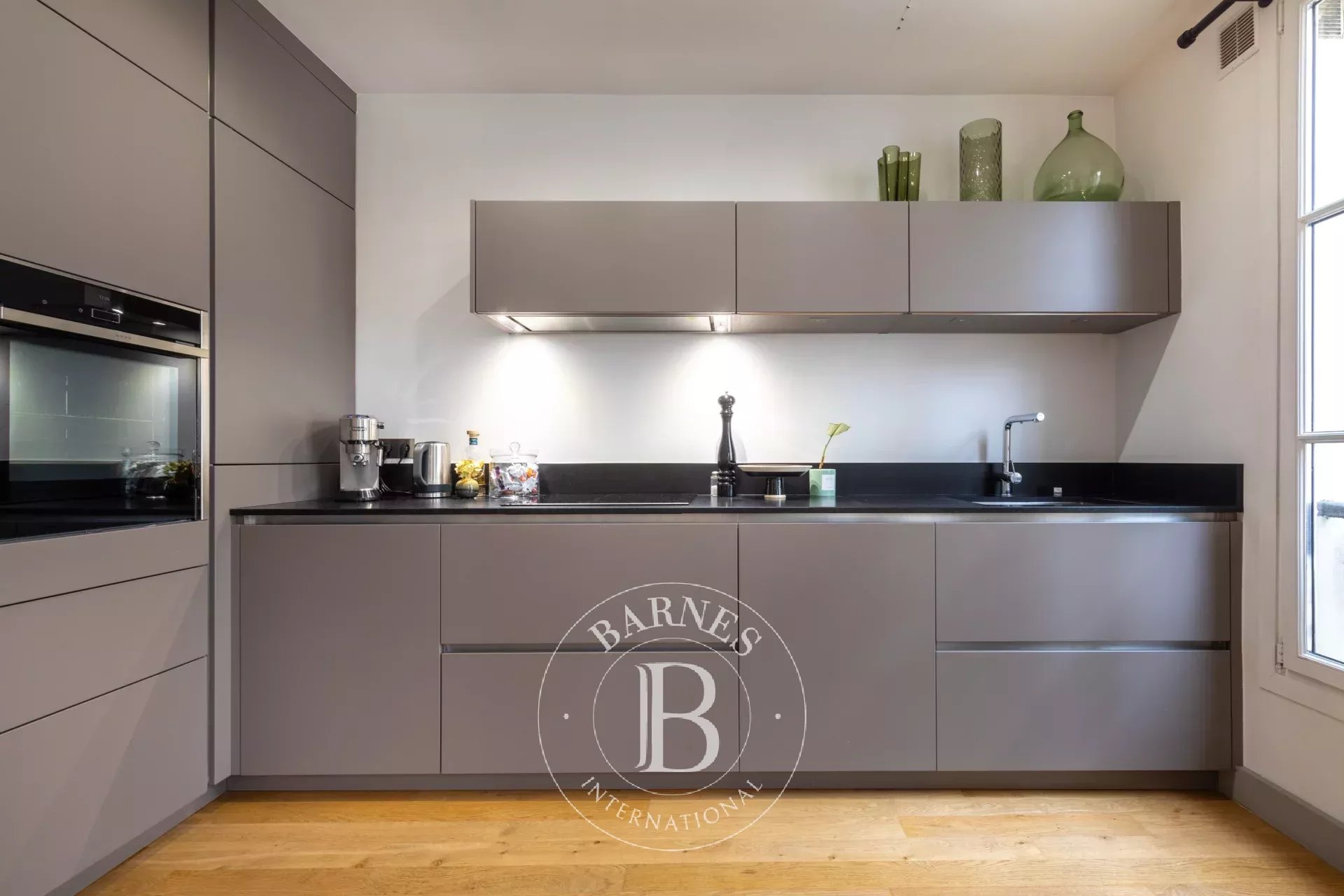 Daire Paris 4ème - picture 6