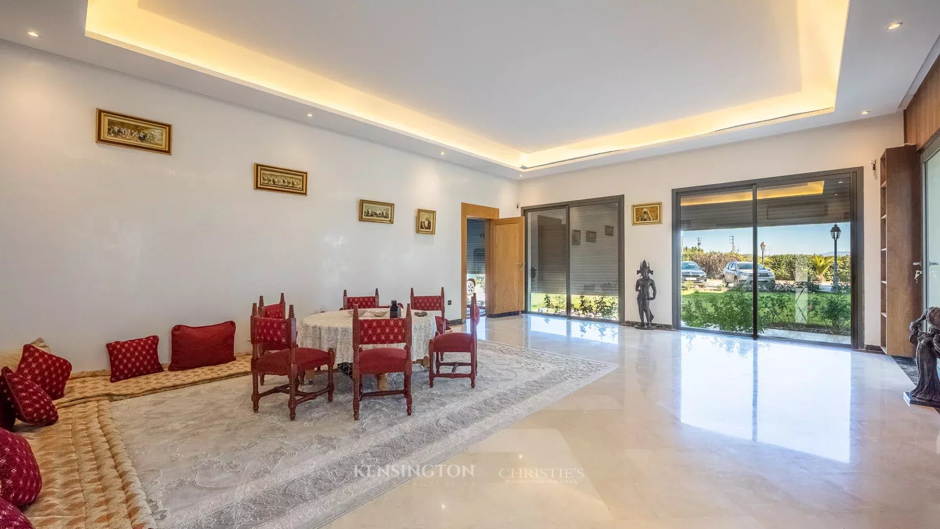 7 Bedroom Villa/Townhouse's Image 19