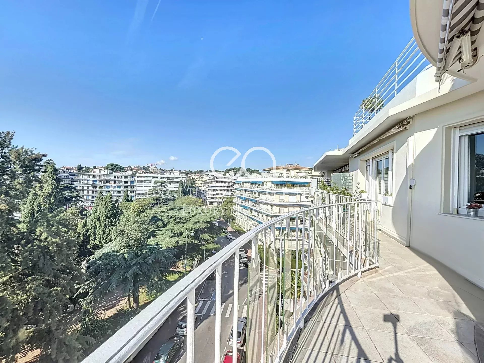 LE CANNET VENTE 3 PIECES 83M² DERNIER ETAGE, TERRASSE 19M² VERANDA 16M²