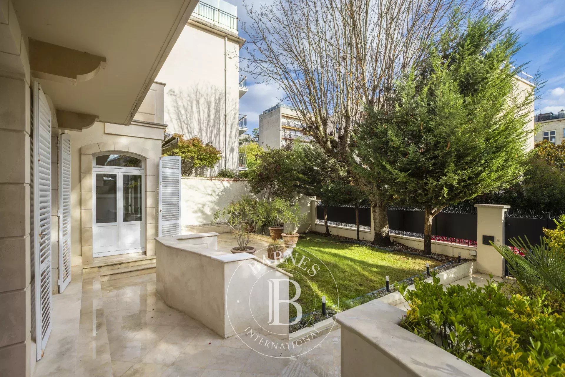 Konak Neuilly-sur-Seine - picture 33