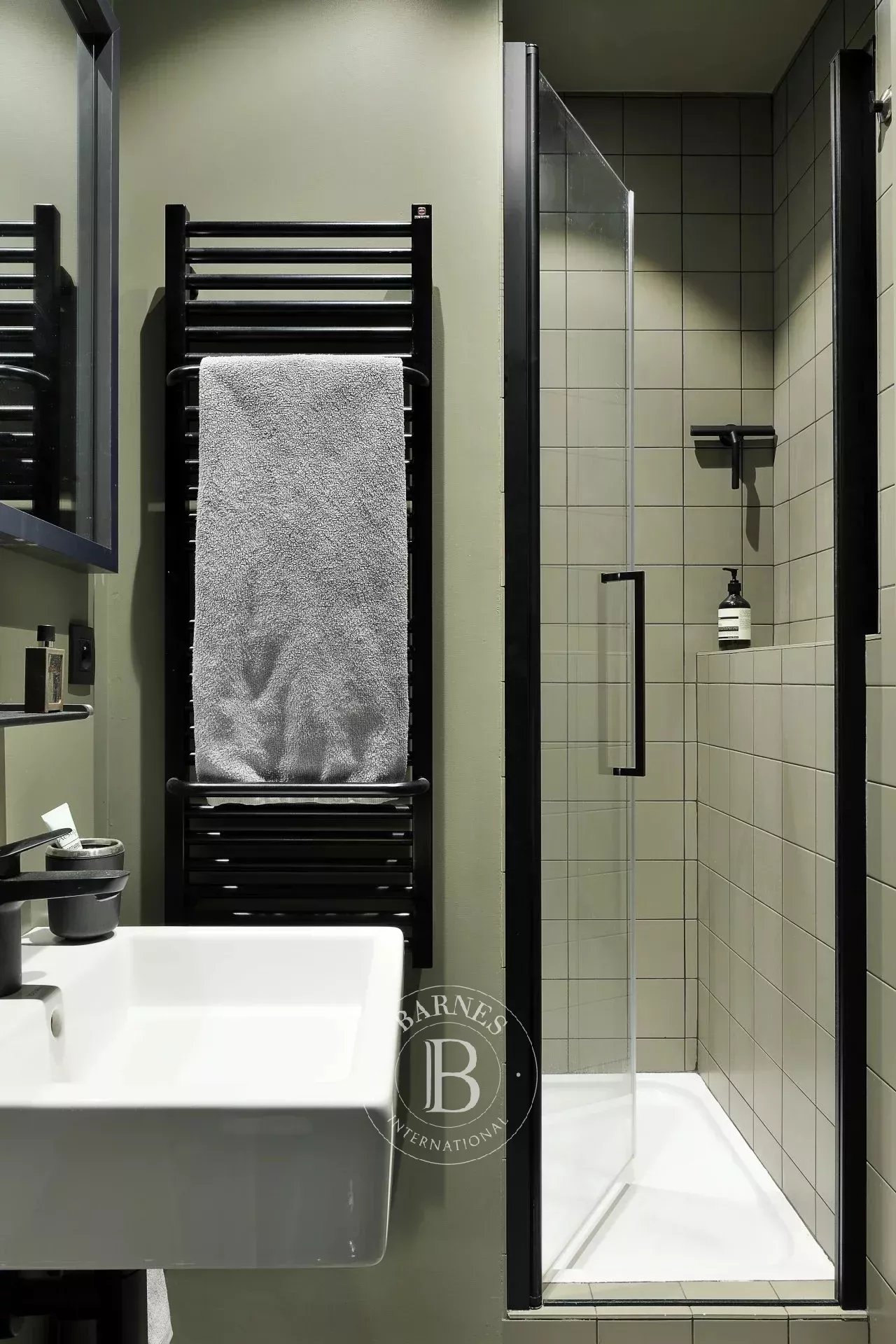 Daire Paris 8ème - picture 7